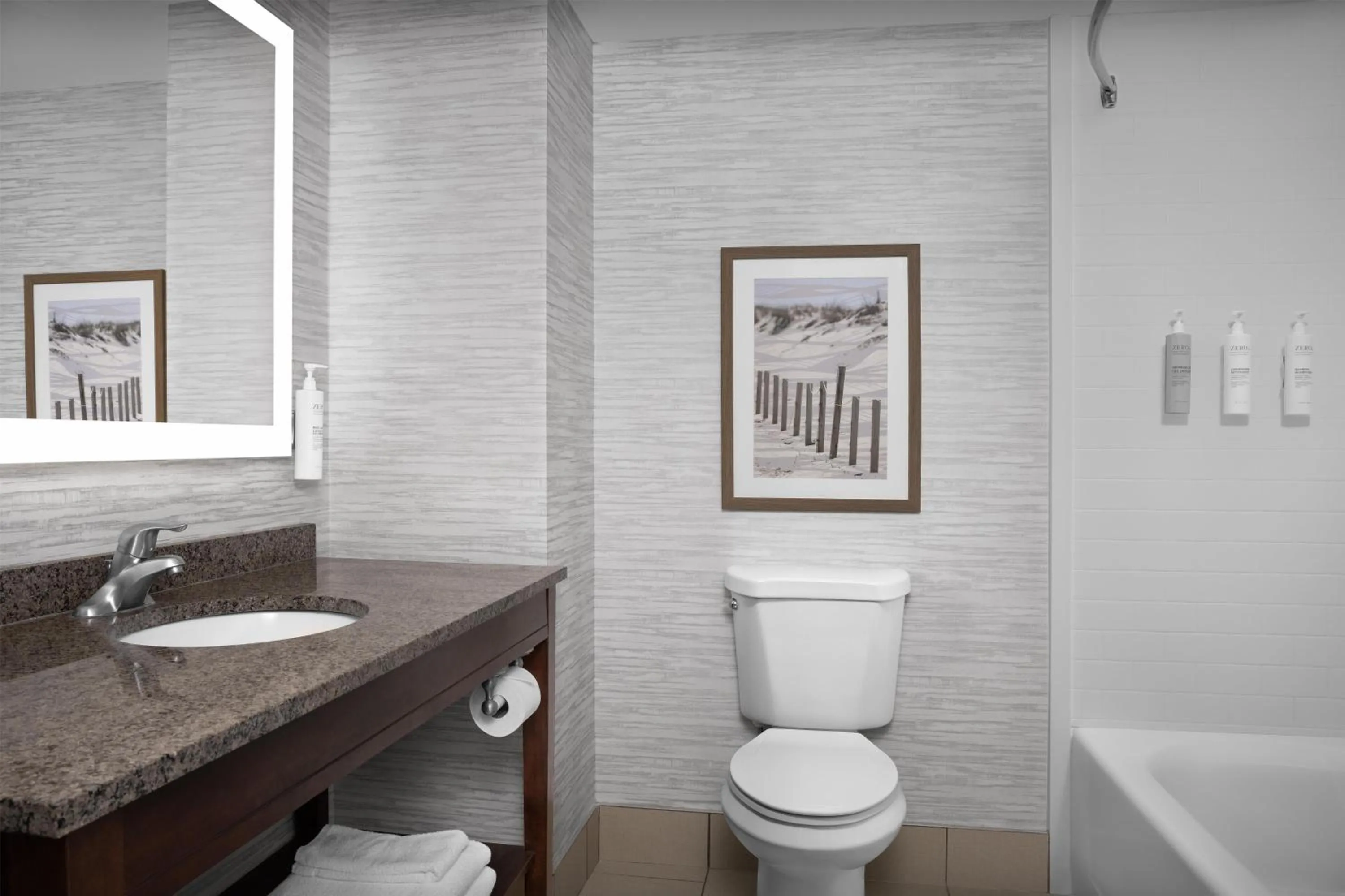 Bathroom in Hampton Inn & Suites Ocean City Bayfront-Convention Center