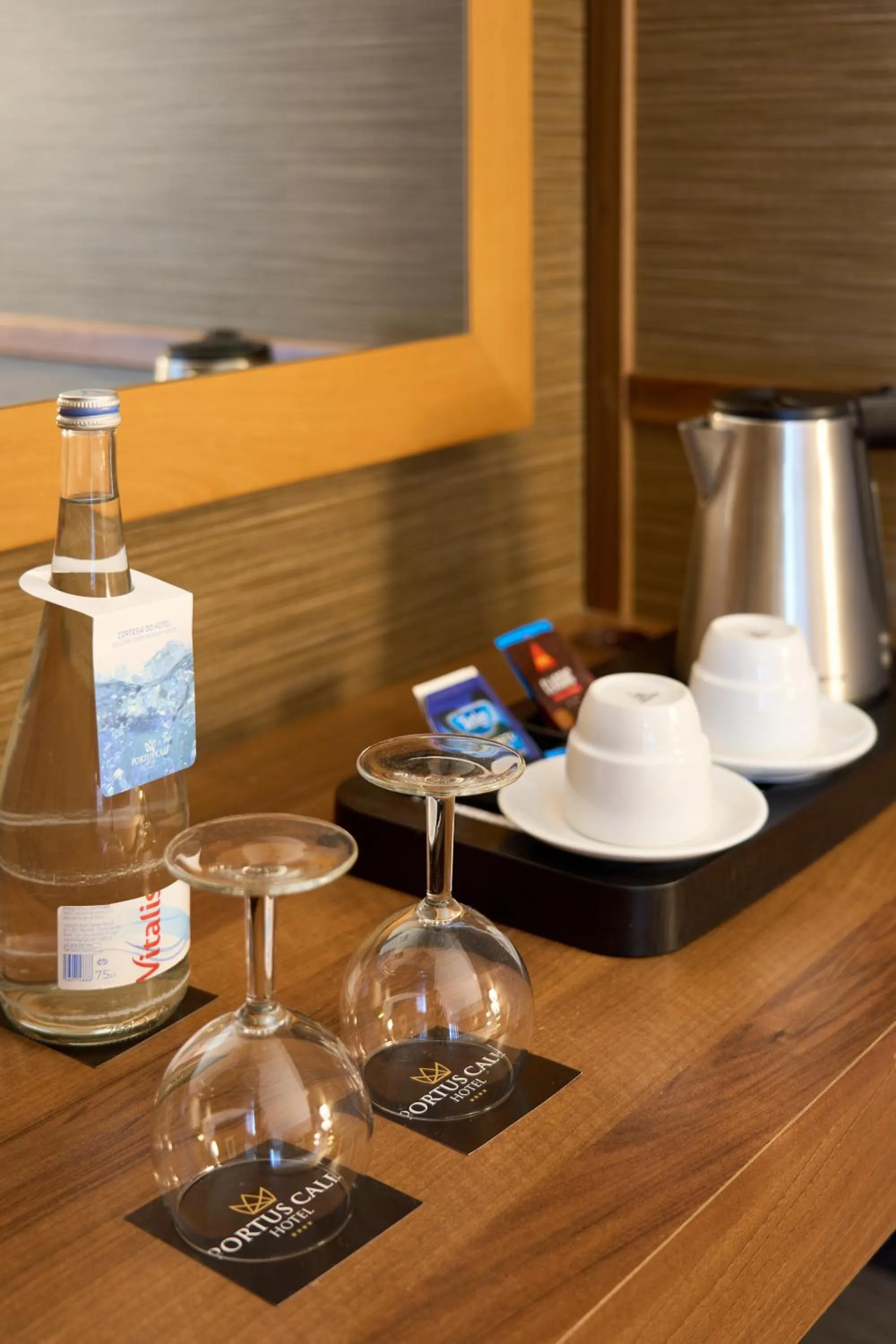 Coffee/tea facilities in Portus Cale Hotel