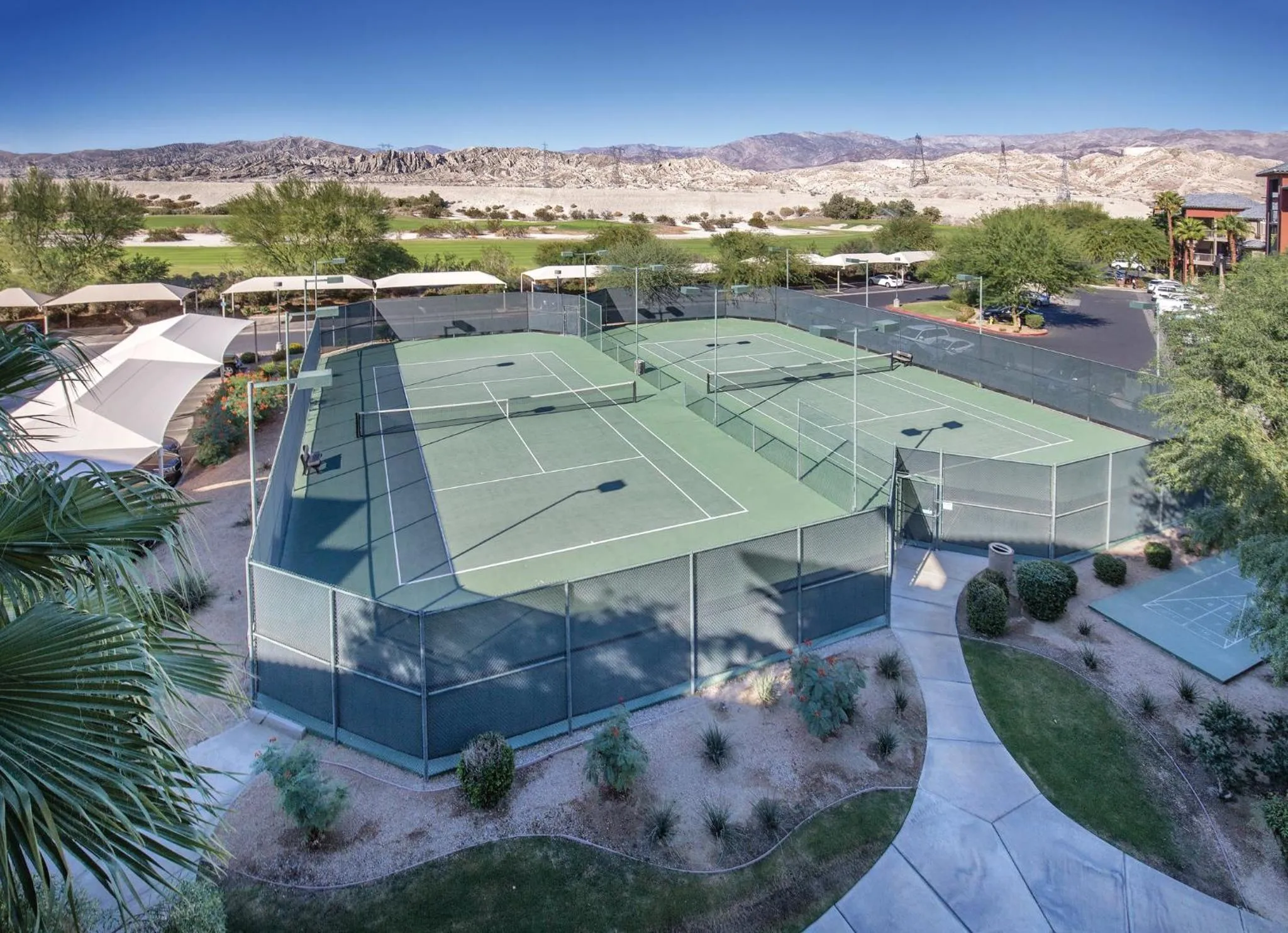 Tennis court in WorldMark Indio