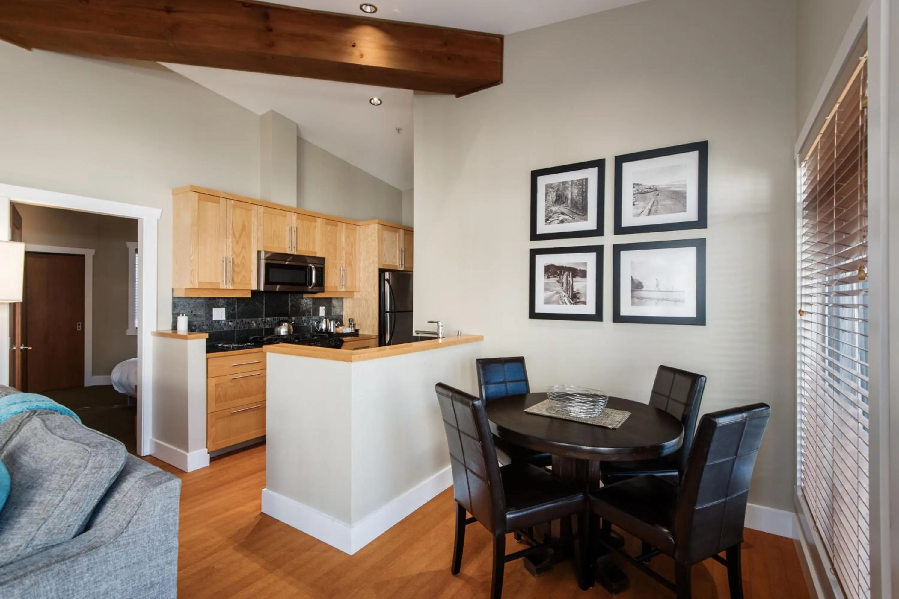 Coffee/tea facilities in Cox Bay Beach Resort