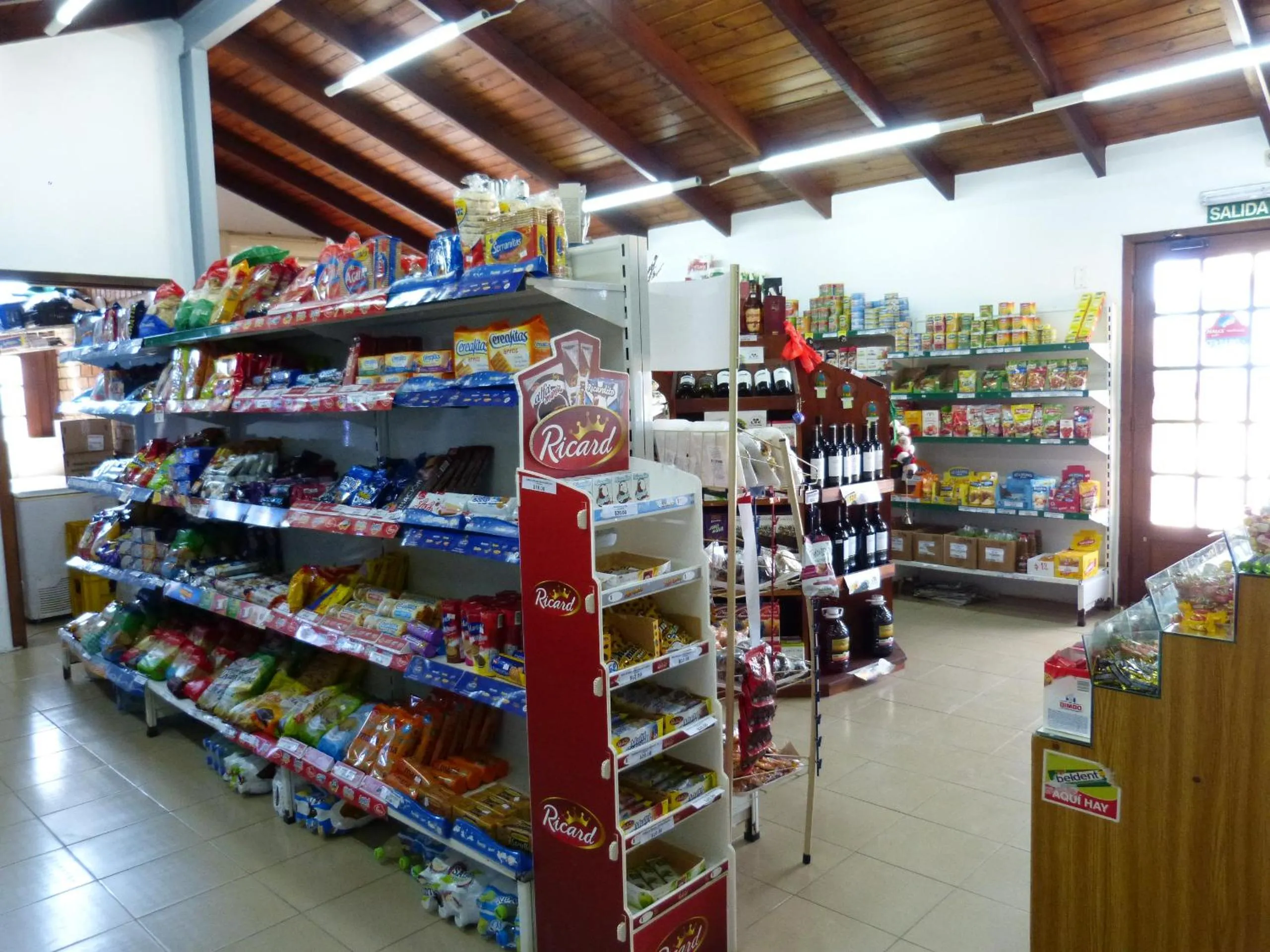 On-site shops in El Descubrimiento Resort Club