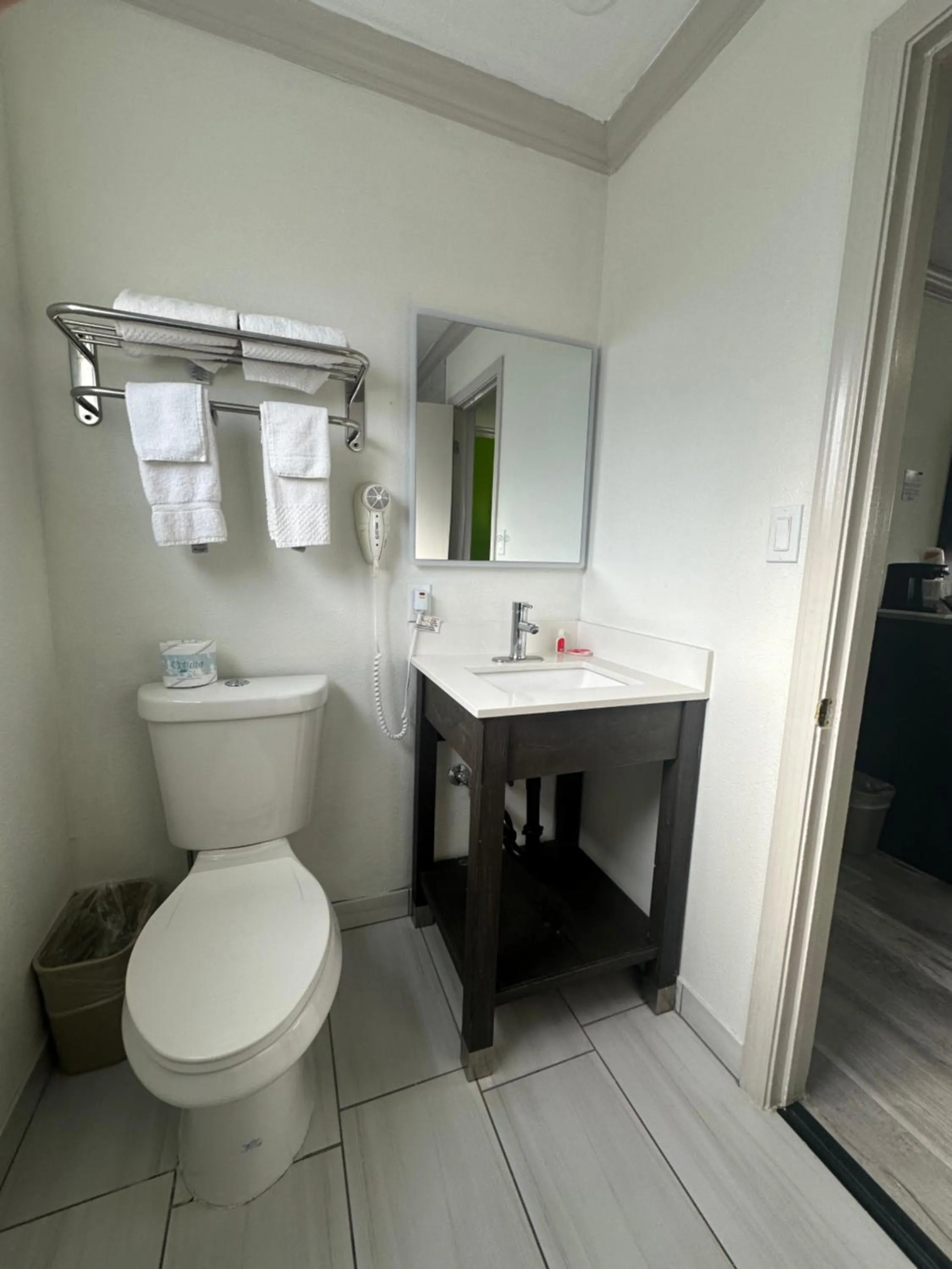 Bathroom in Americas Best Value Inn Winnemucca