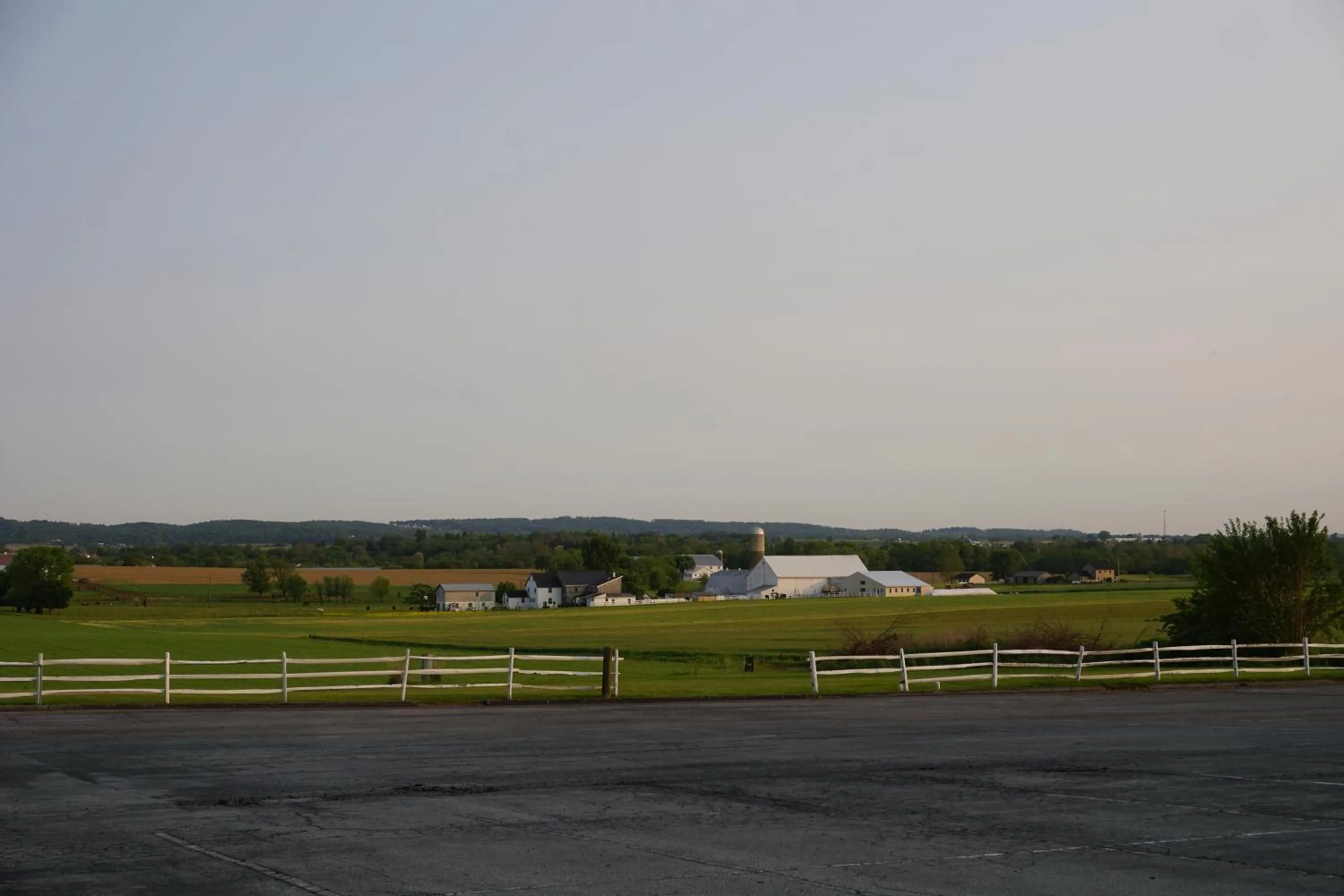 Natural landscape in Harvest Drive Family Inn - Renovated Rooms