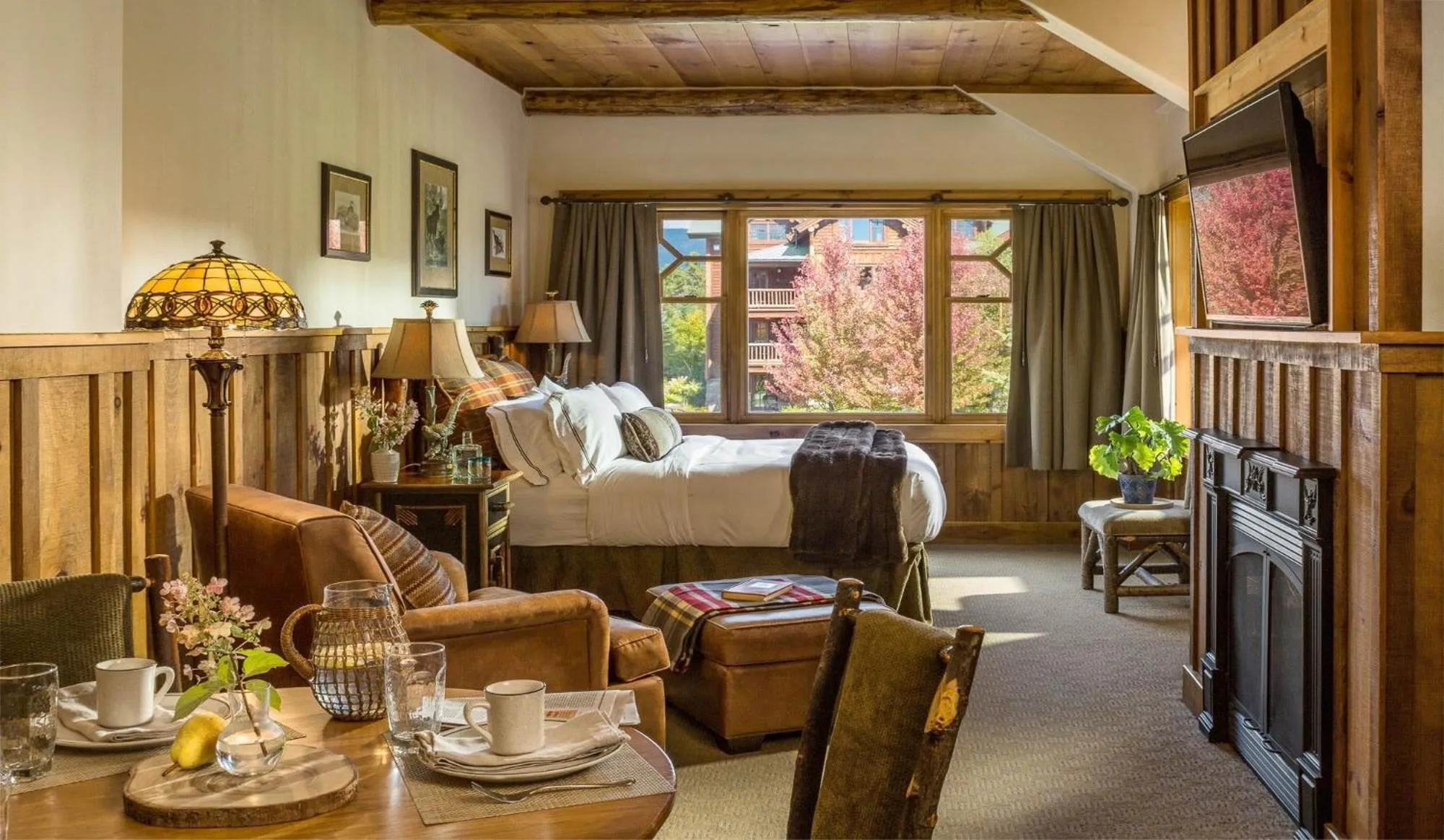 Dining area in The Whiteface Lodge