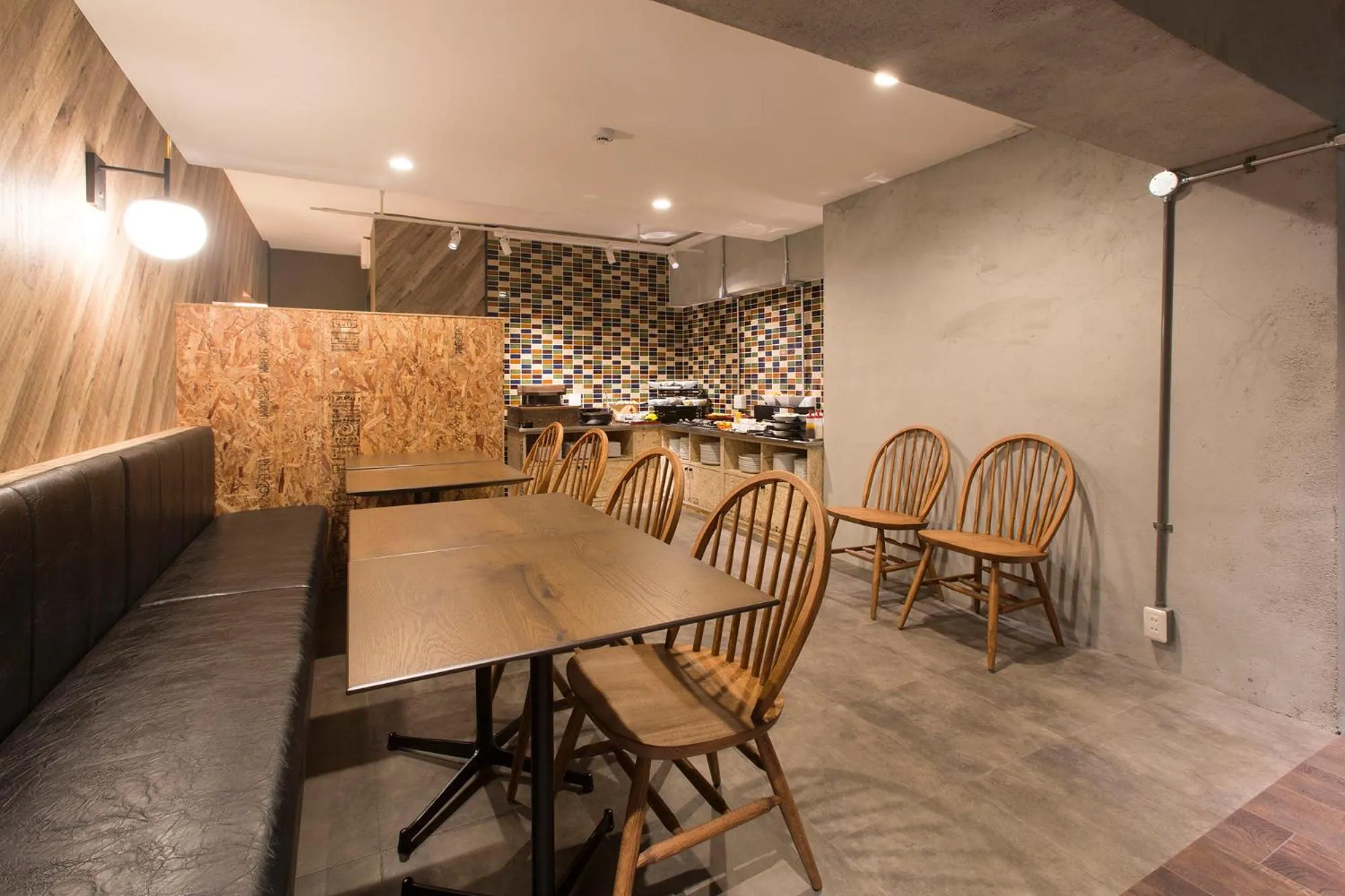 Restaurant/places to eat in Hotel Replace Namba Osaka