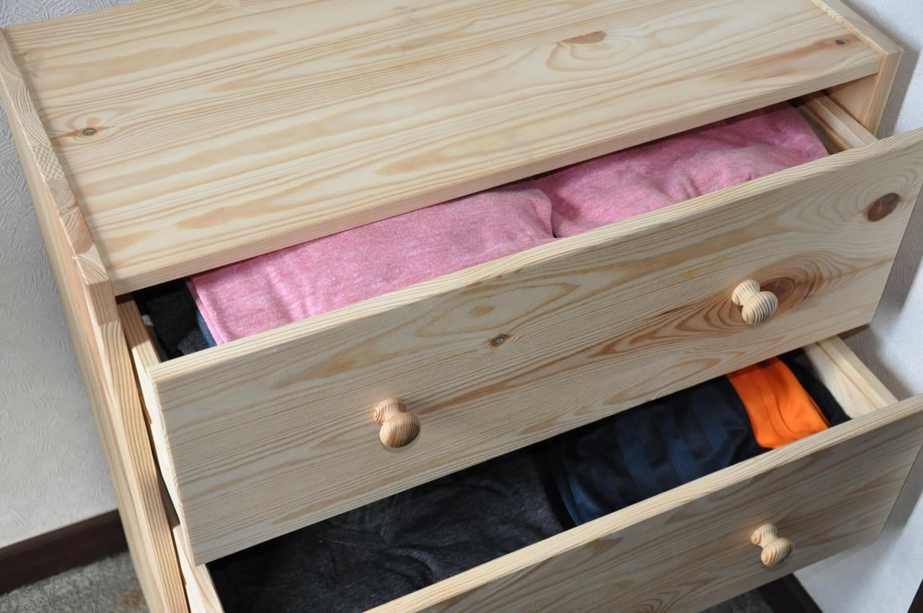 Area and facilities in Tuktuk House