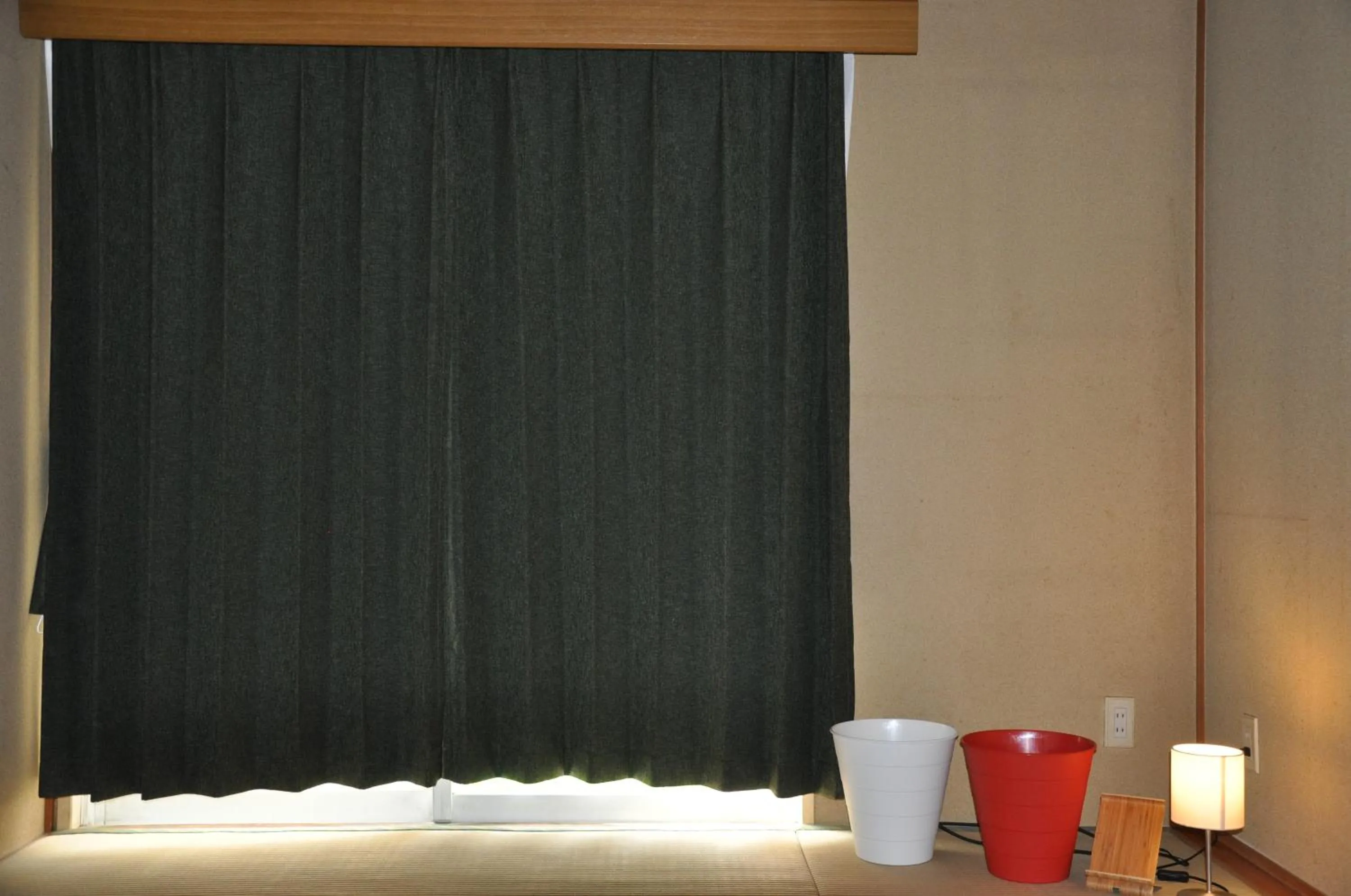 Photo of the whole room in Tuktuk House