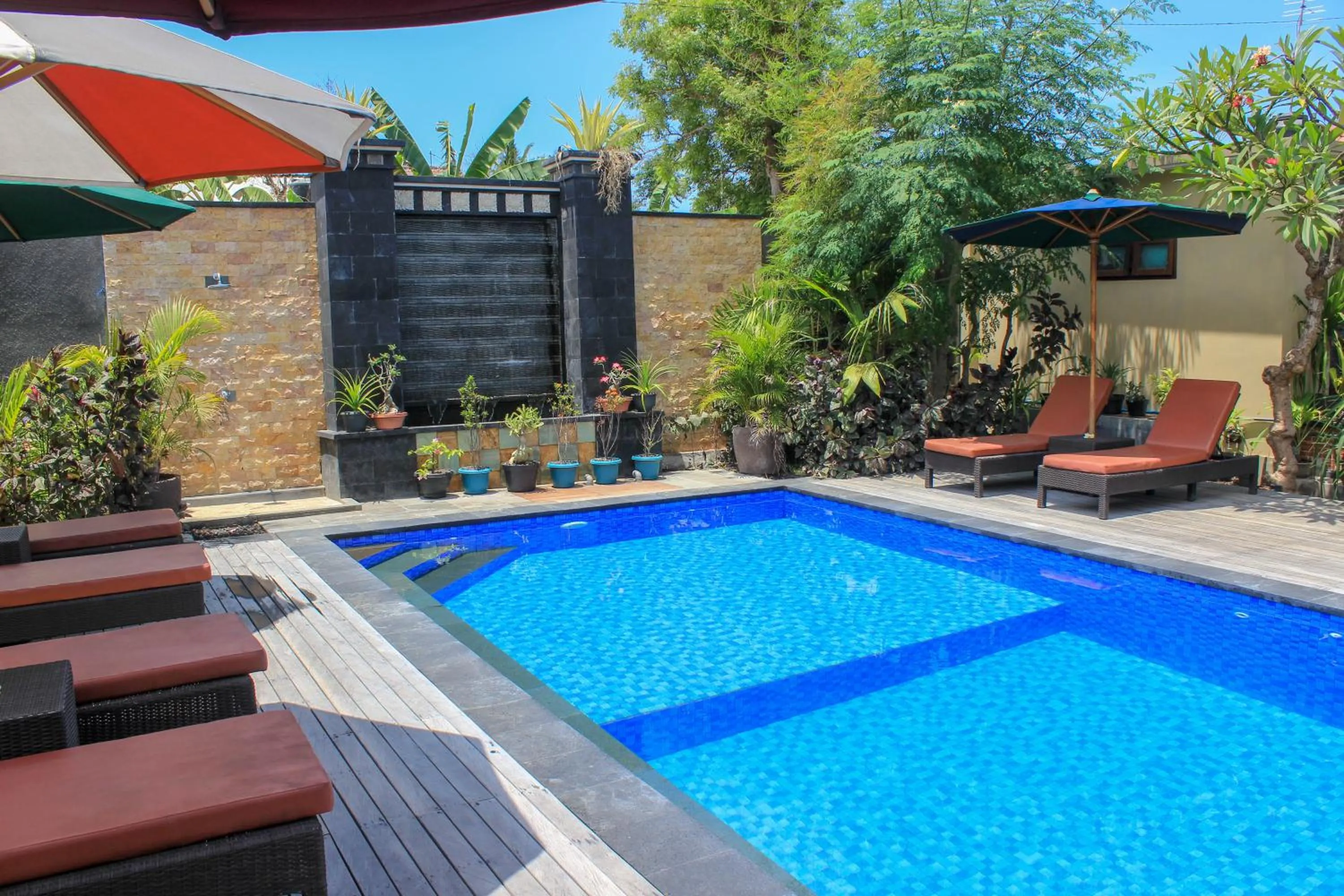 Swimming pool in Pattri Garden Lembongan