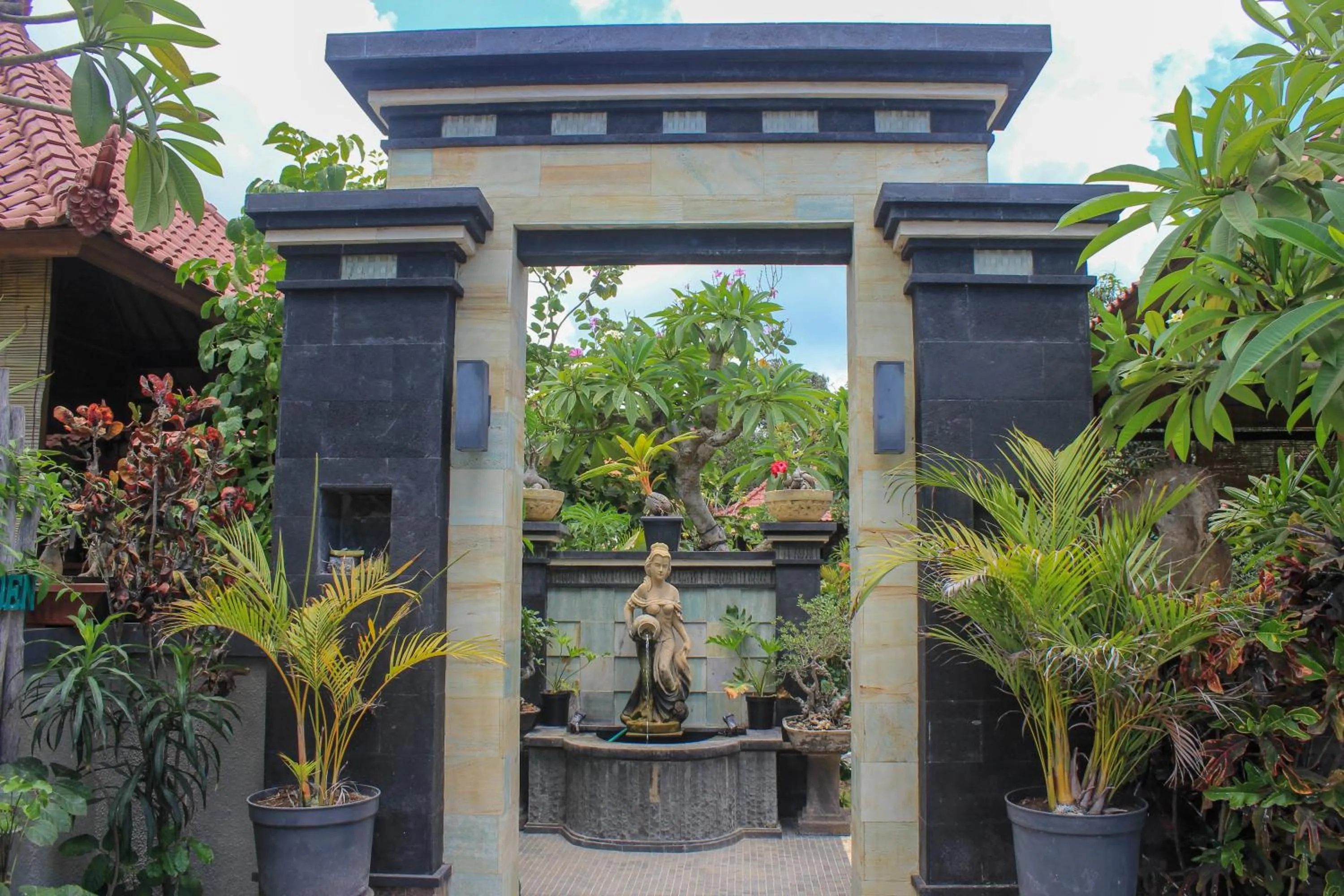 Facade/entrance in Pattri Garden Lembongan