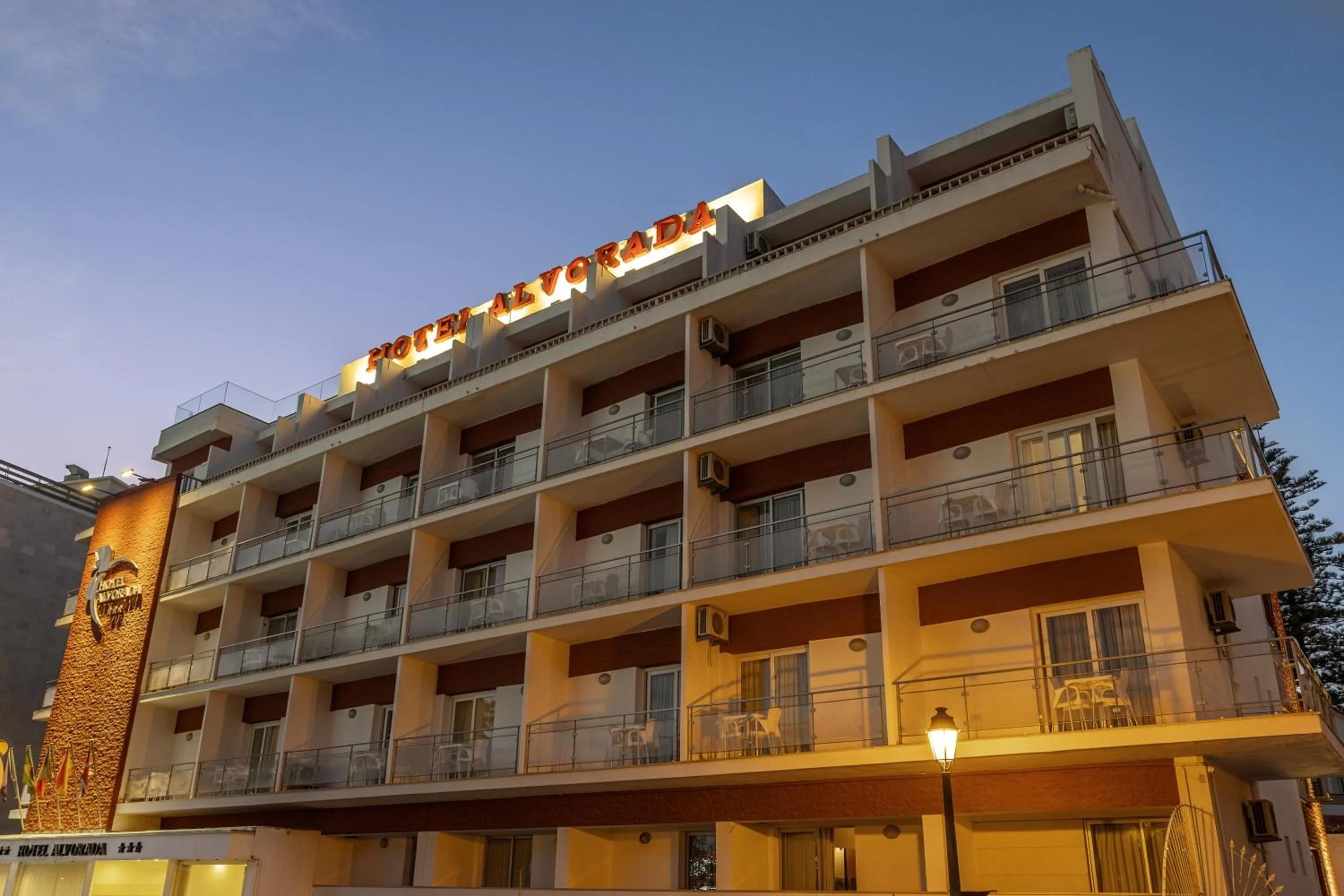 Property building in Hotel Alvorada