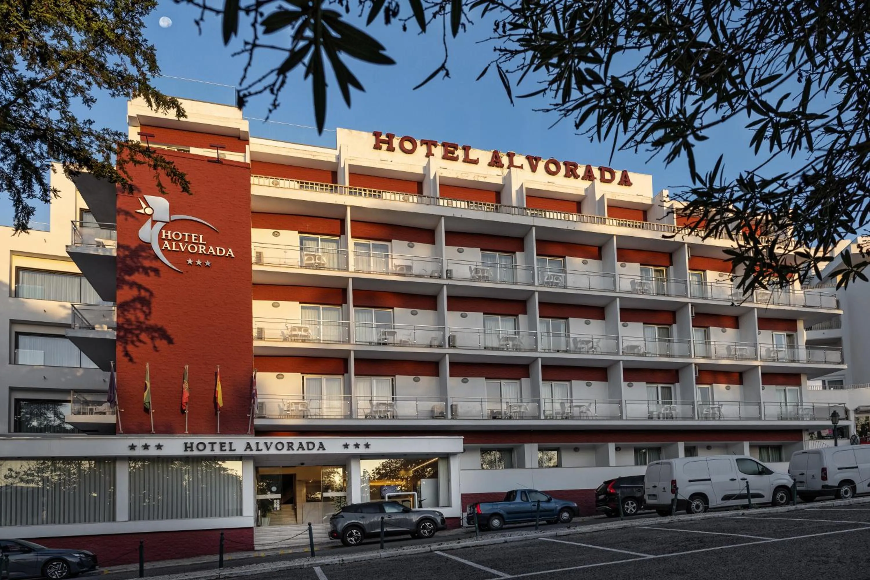 Property building in Hotel Alvorada