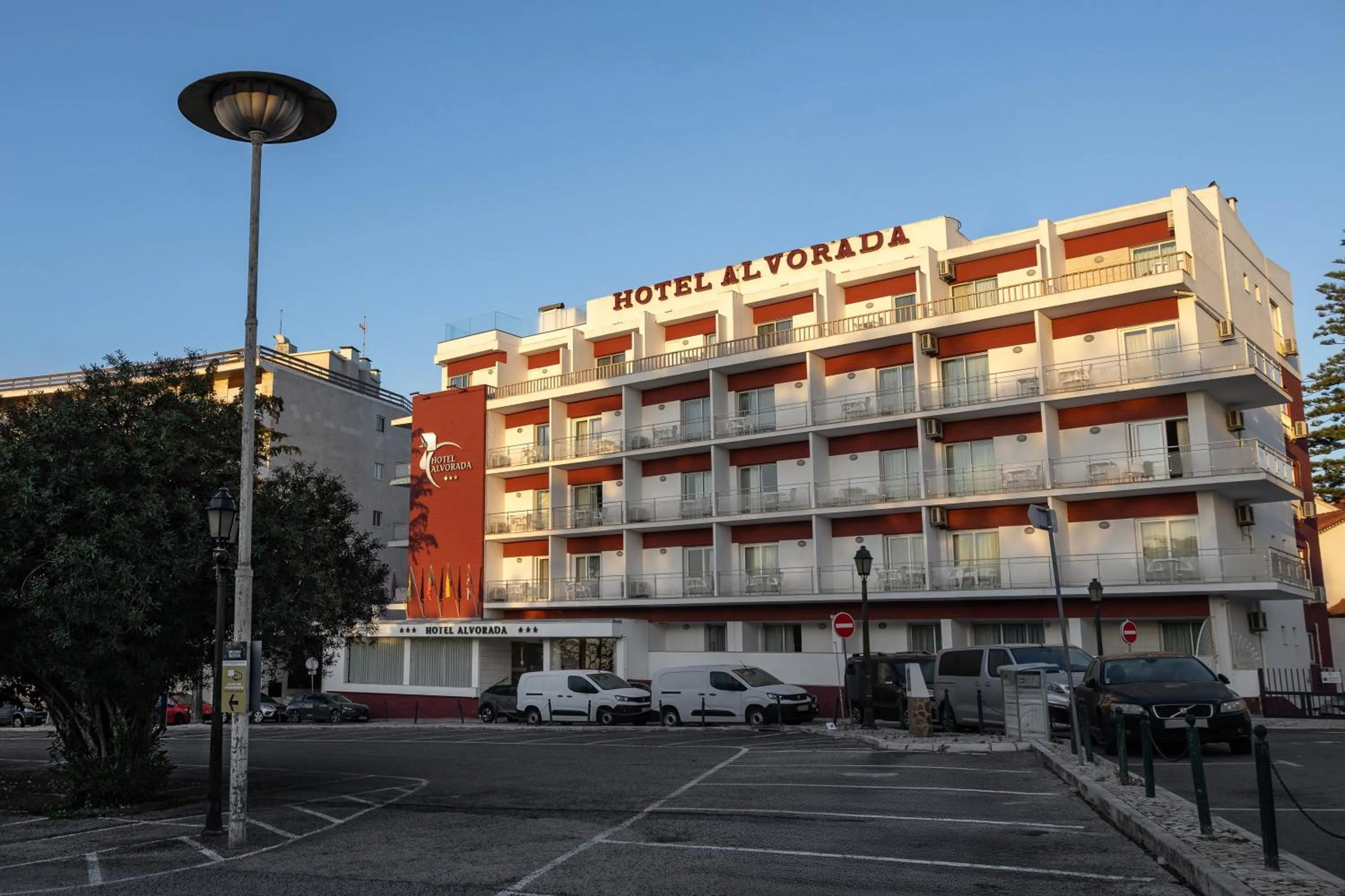 Property building in Hotel Alvorada