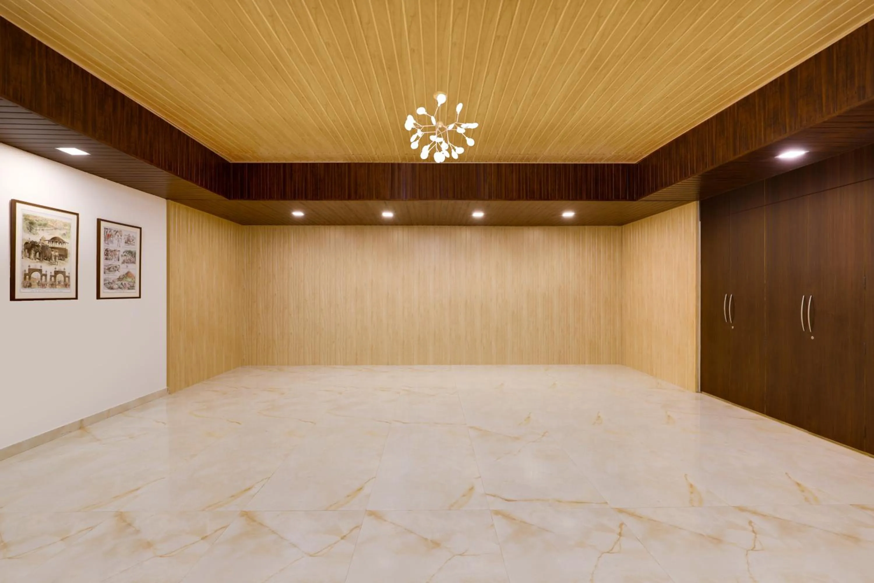 Lemon Tree Hotel, Hubli