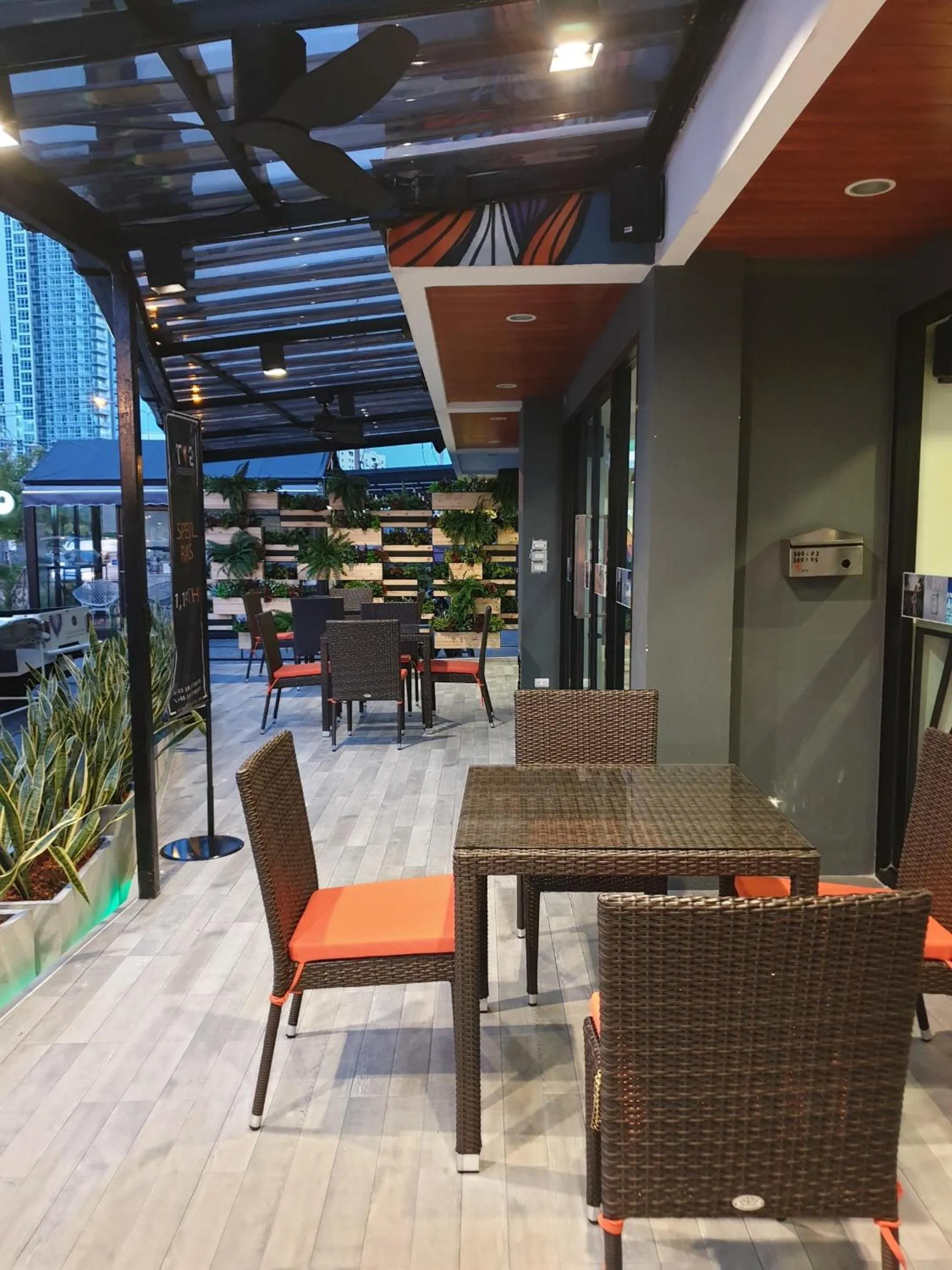 Patio in T2 Jomtien Pattaya