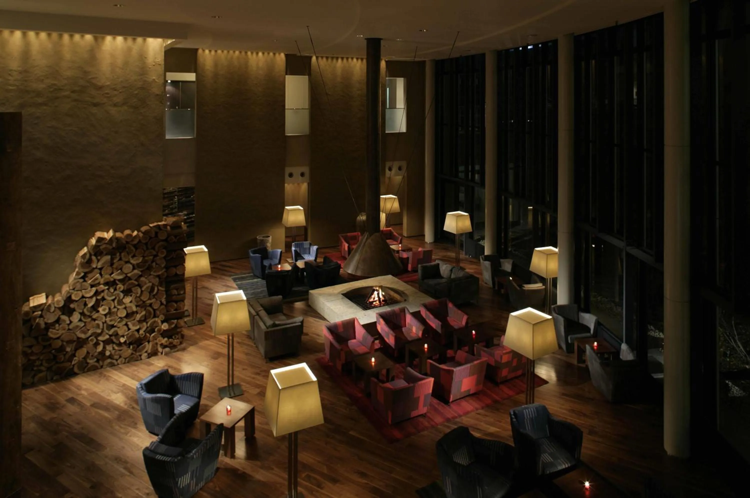 Lounge or bar in Hyatt Regency Hakone Resort and Spa