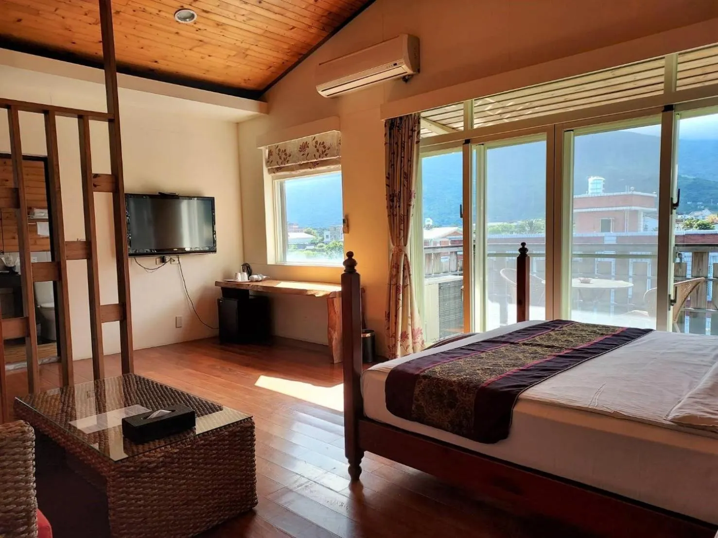 Photo of the whole room, Bed in Jimei Homestay