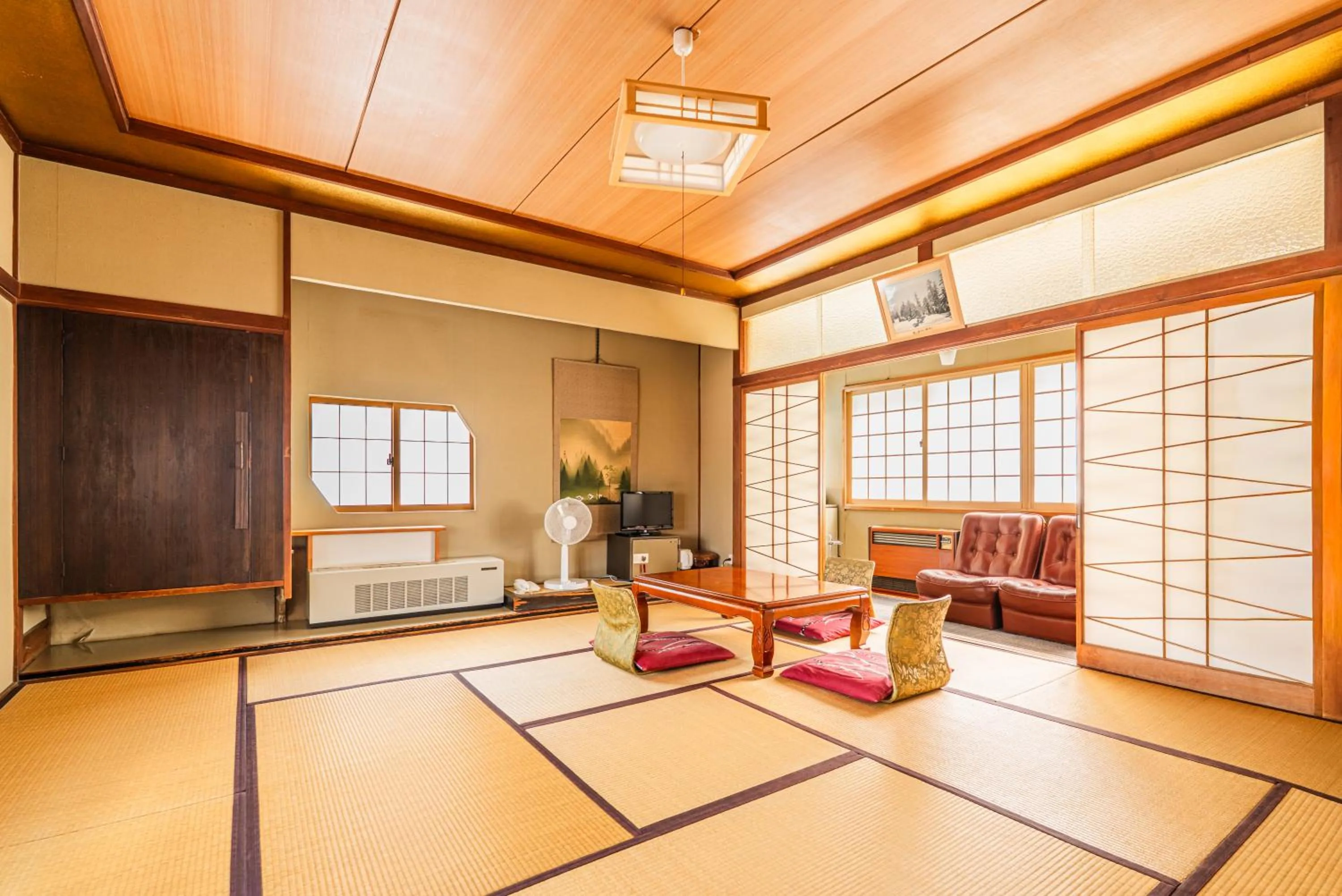 Photo of the whole room in Kaneki Hotel