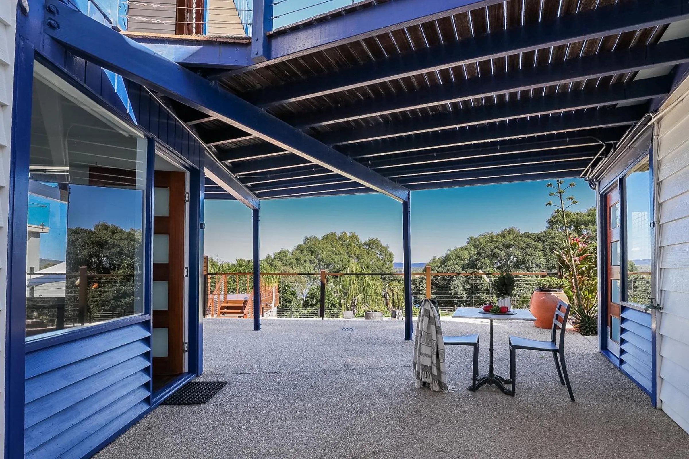 Entertainment in 1770 Sovereign Lodge Retreat