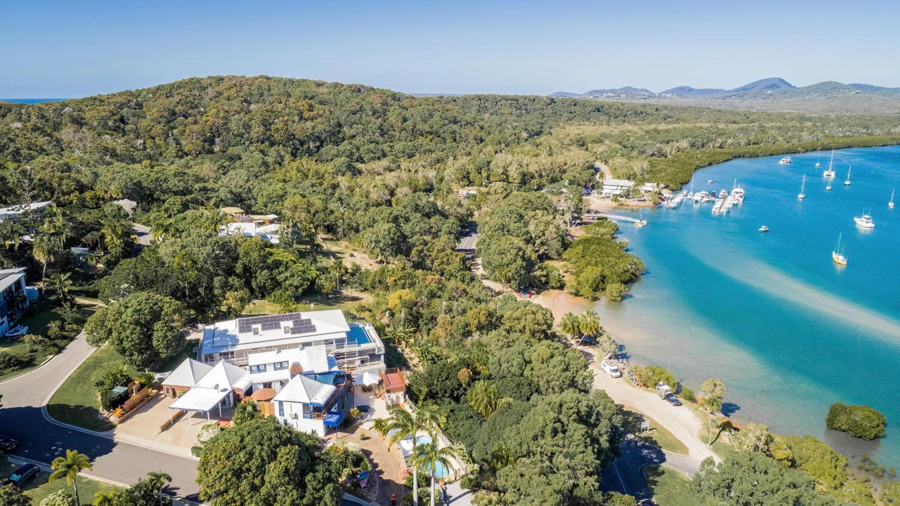 Location in 1770 Sovereign Lodge Retreat