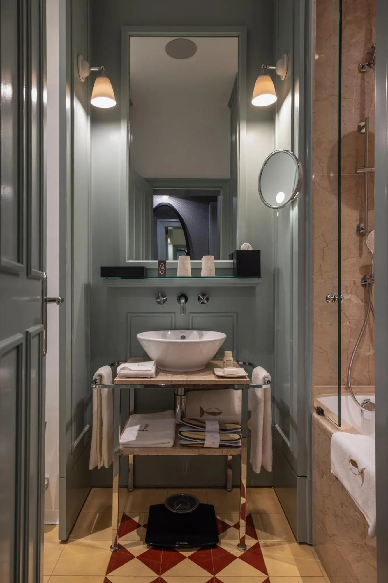 Bathroom in Bairro Alto Hotel