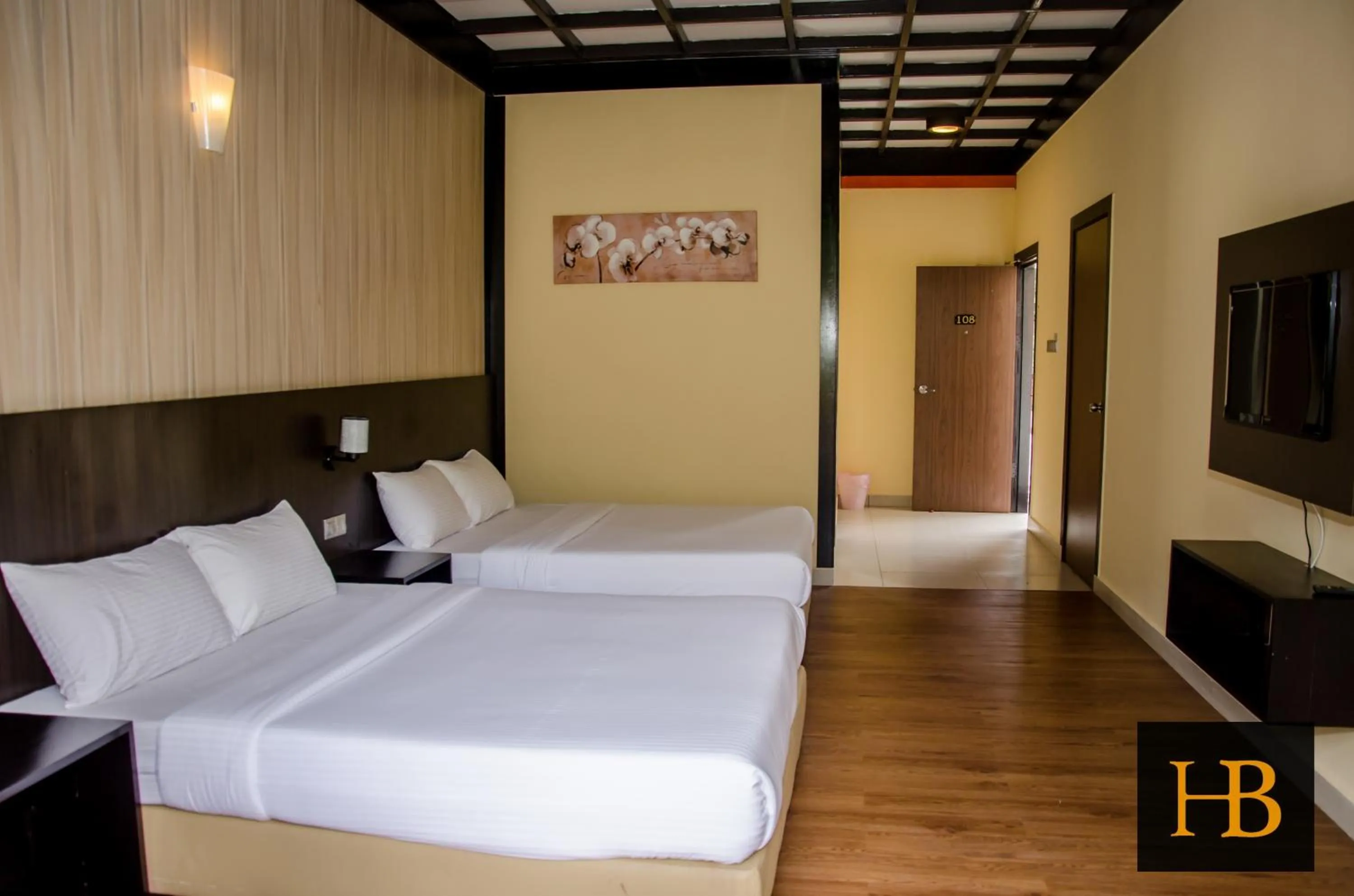 Bed in H Benjamin Residence