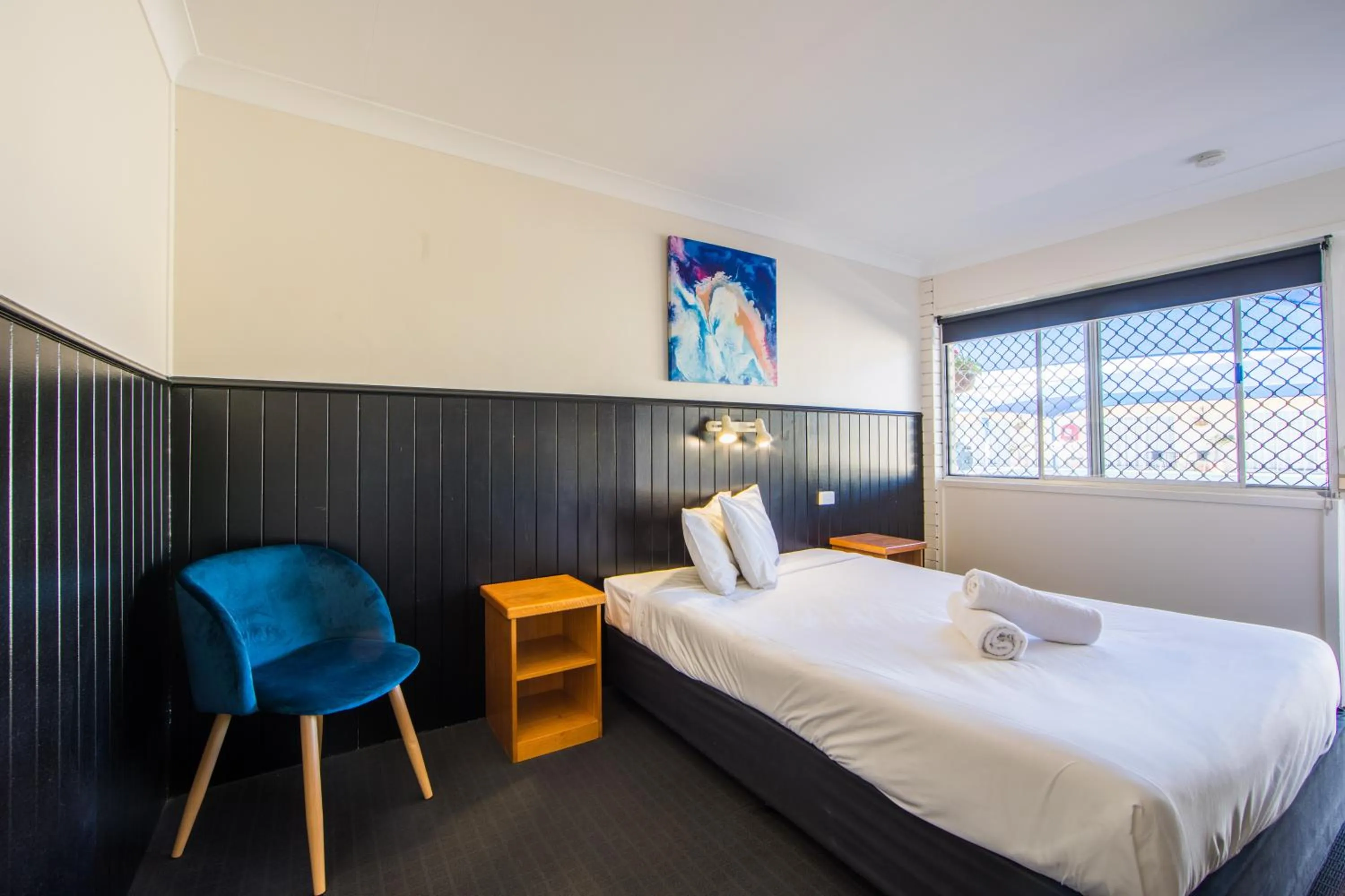 Bedroom, Bed in Caboolture Motel