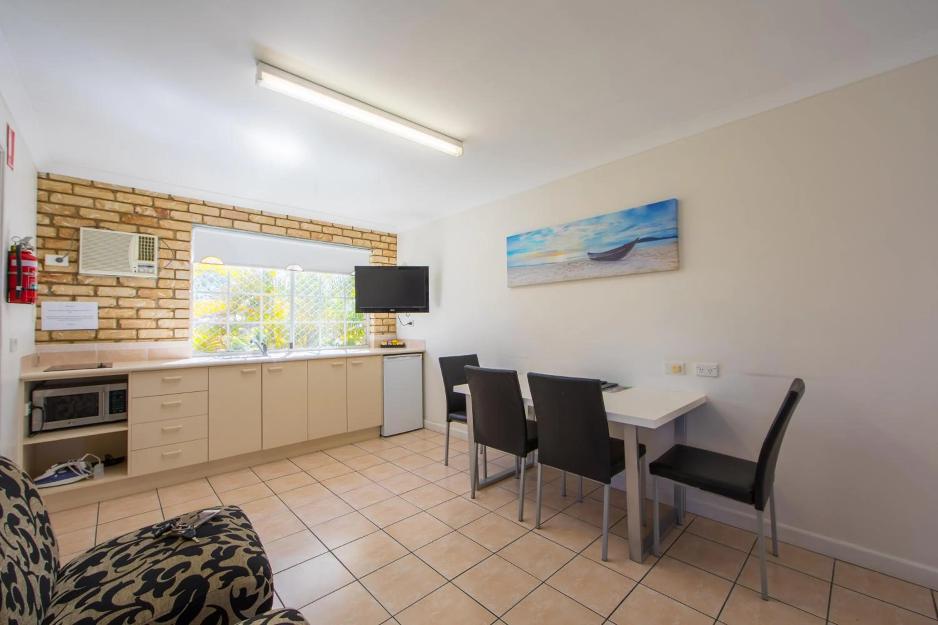 Kitchen or kitchenette in Caboolture Motel