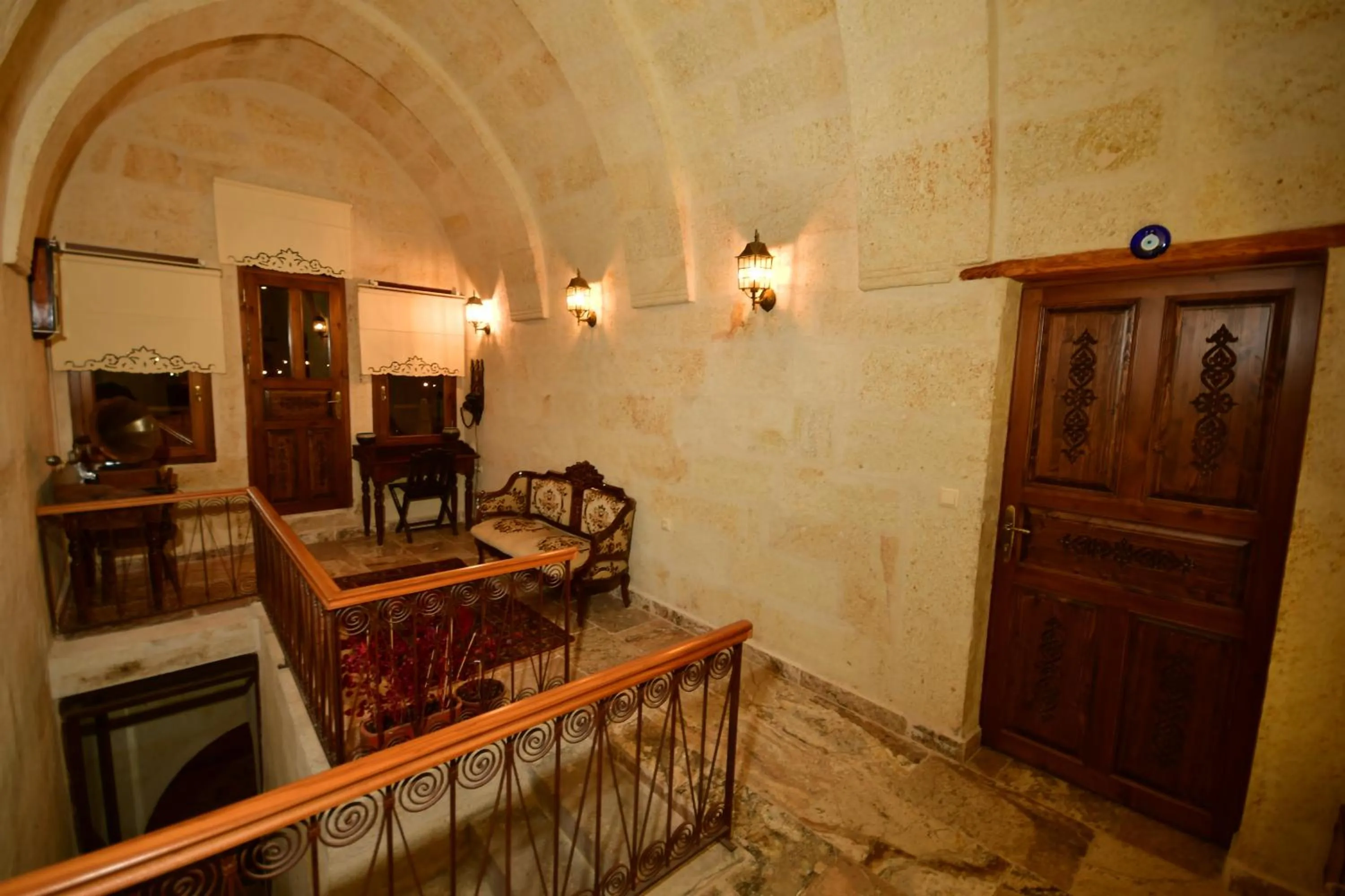 Library in NOSTALJİ CAVE SUİT HOTEL