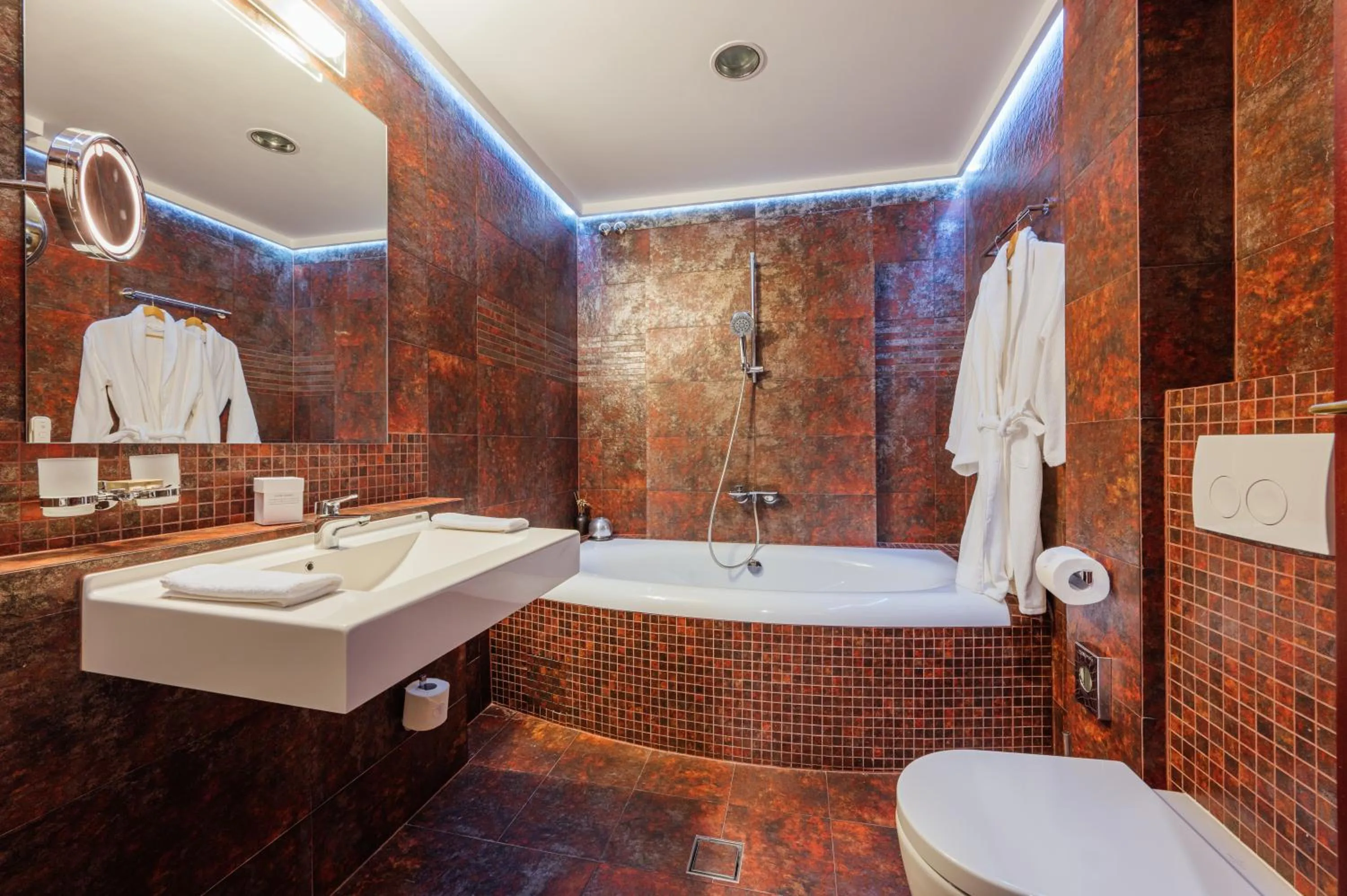 Bathroom in L`Art Hotel Carei