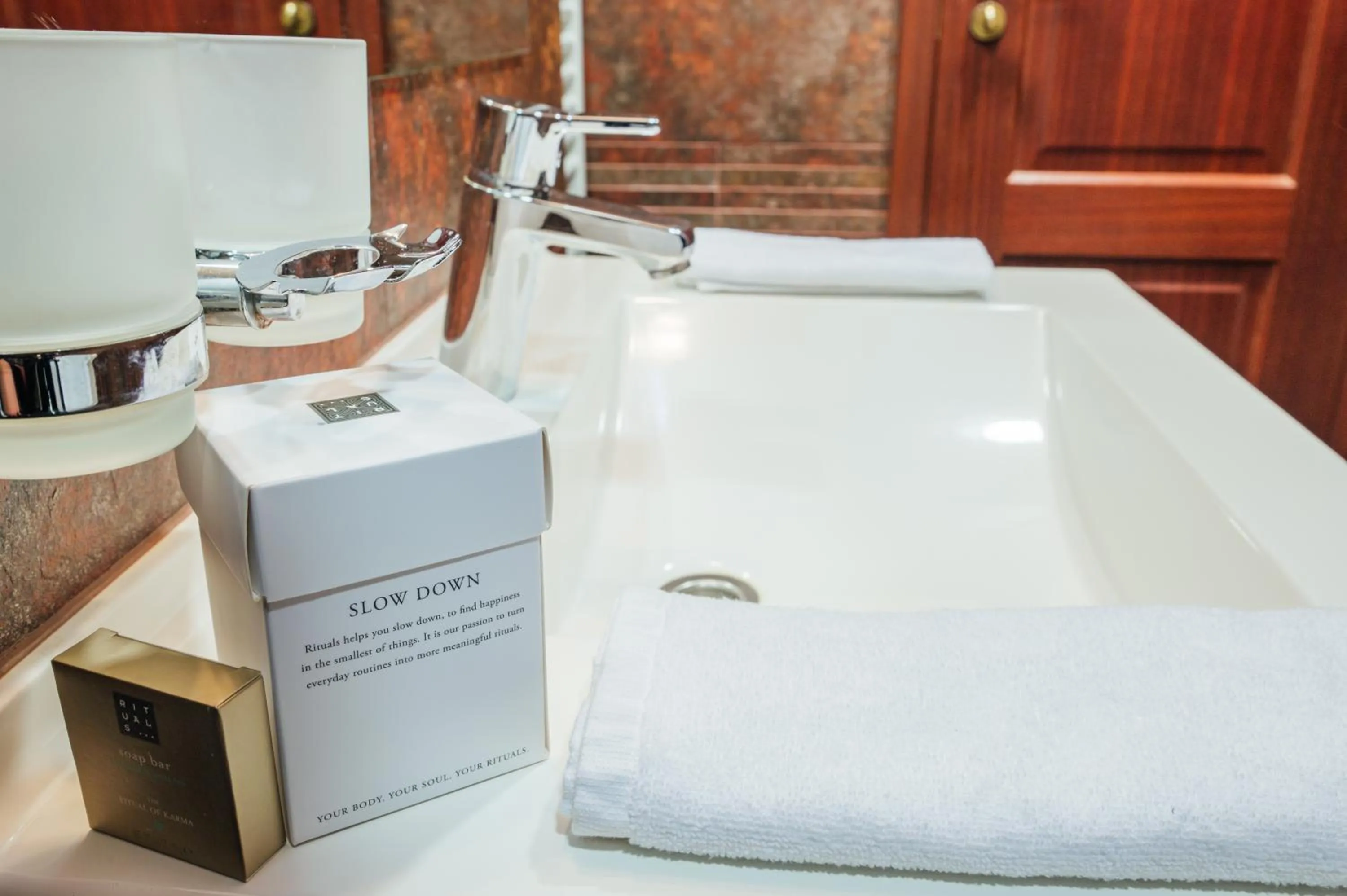 Bed in L`Art Hotel Carei