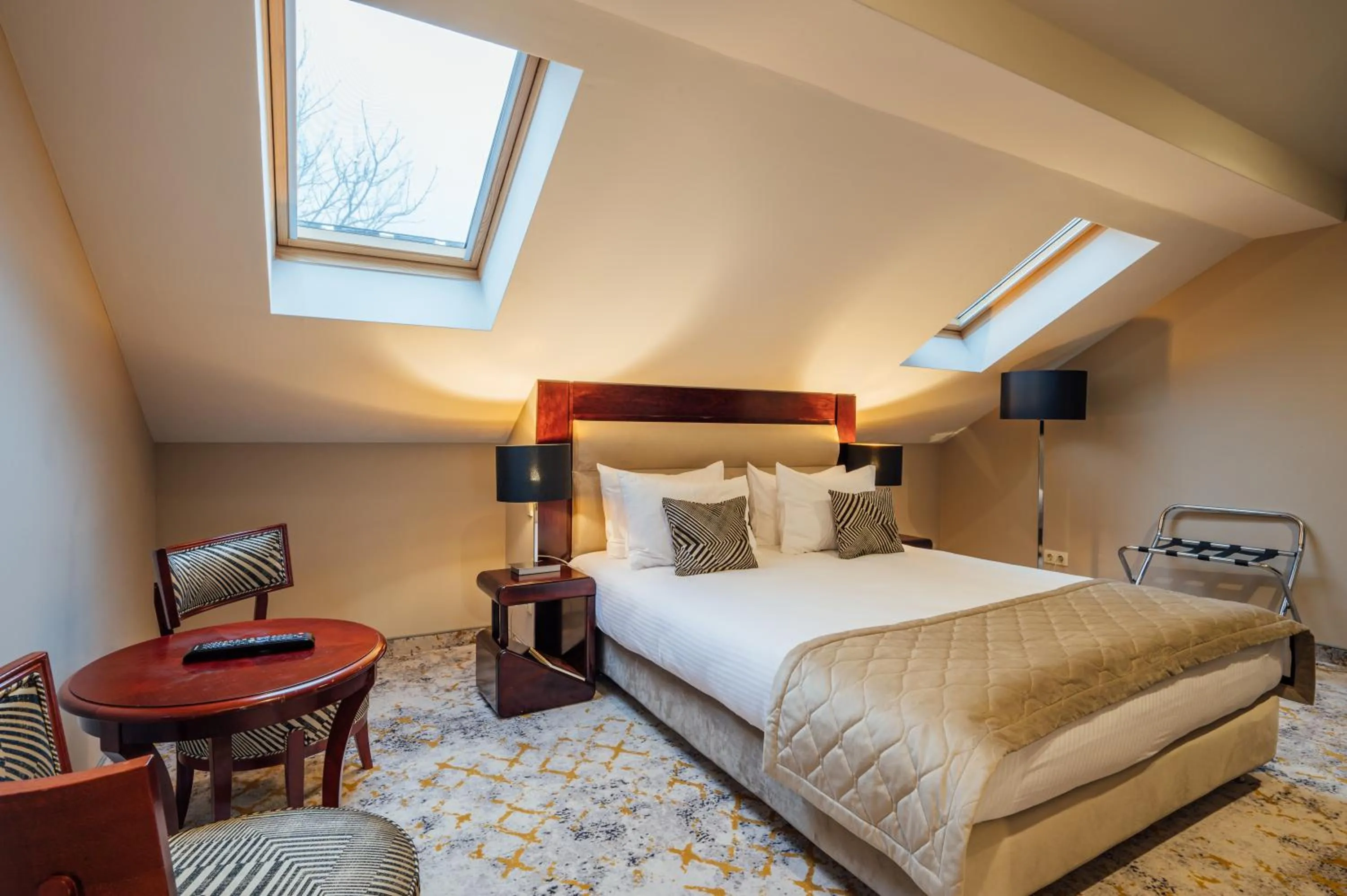 Bed in L`Art Hotel Carei