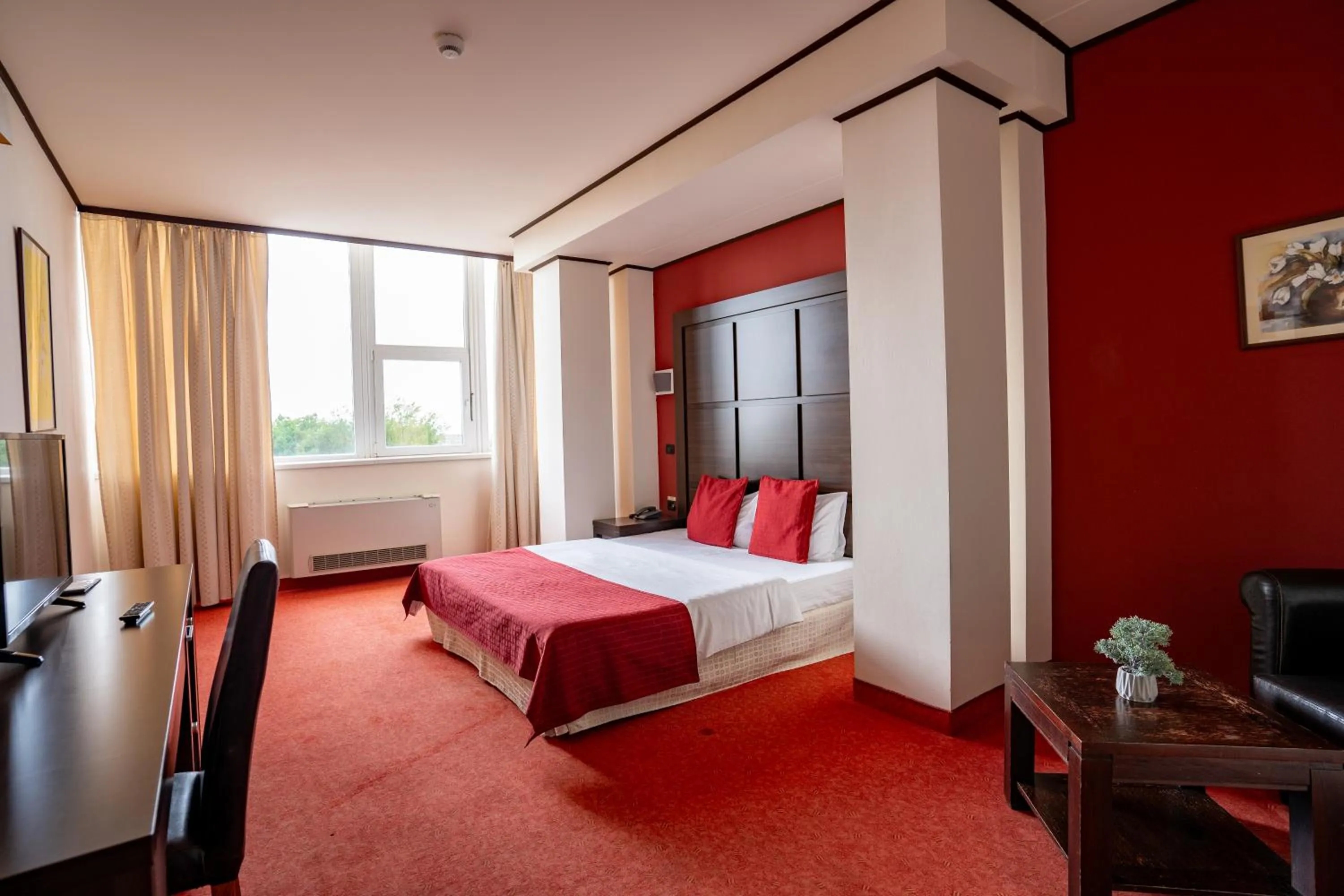 TV and multimedia, Bed in Hotel Aurelia