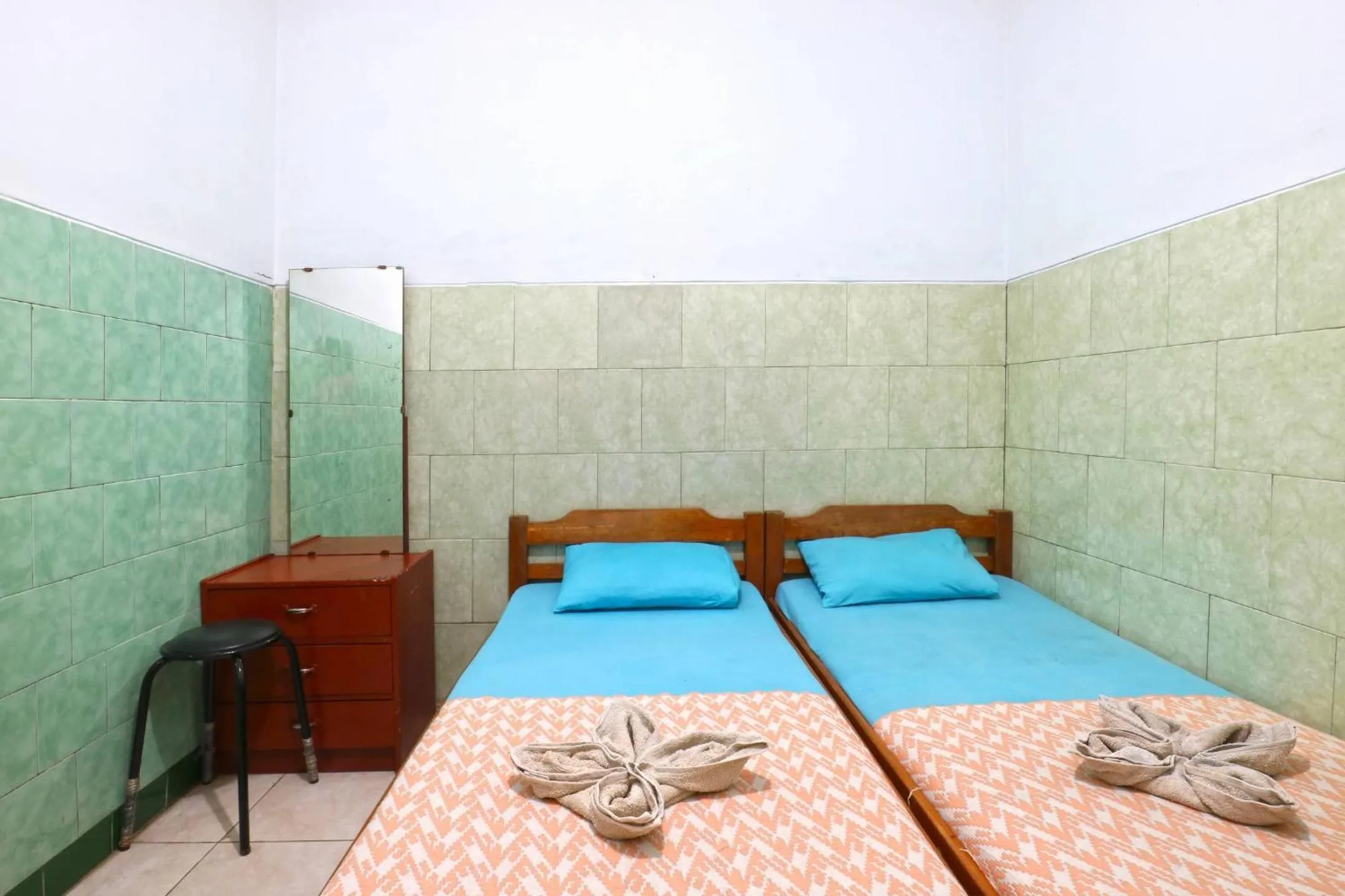 Bedroom, Bed in Hotel Setia Budi