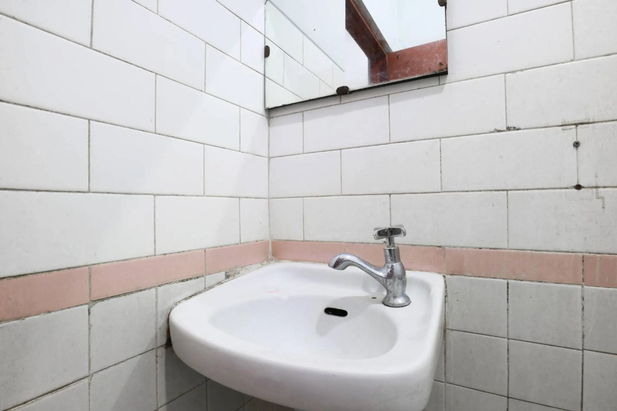 Bathroom in Hotel Setia Budi