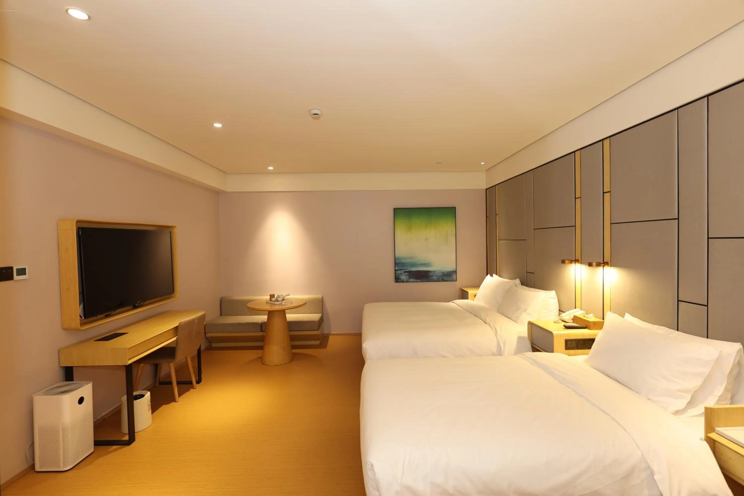 Bedroom, Bed in JI Hotel Shanghai Wujiaochang Shiguang Road