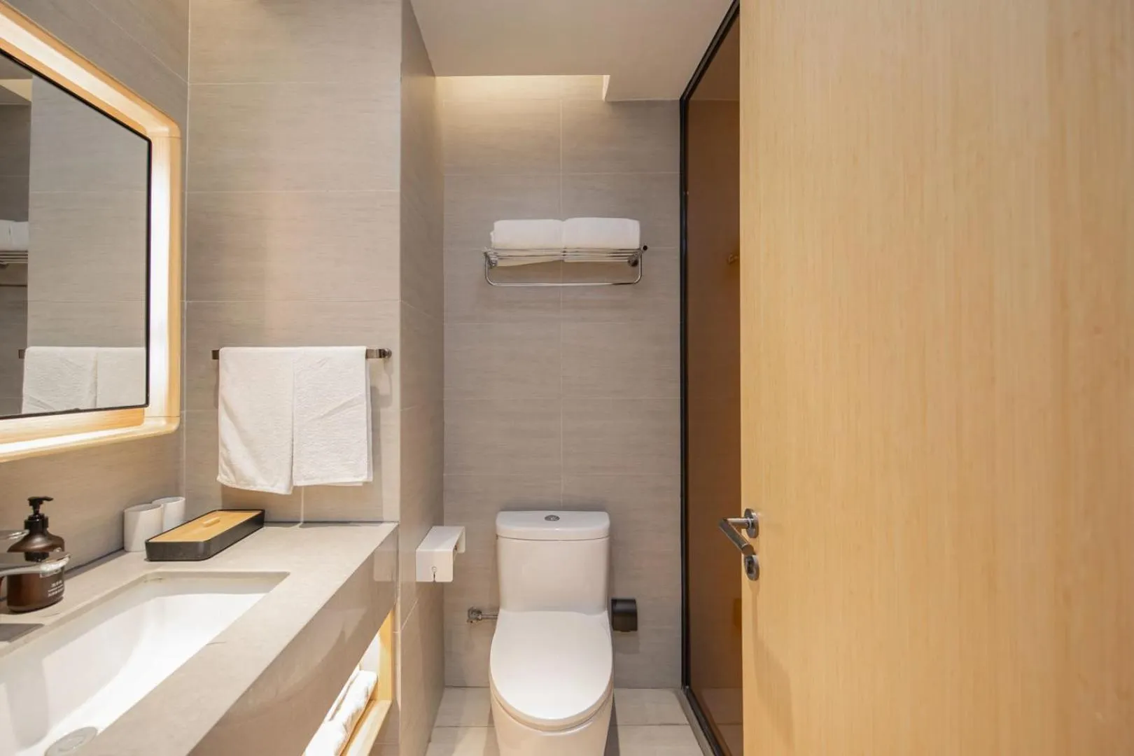 Toilet in JI Hotel Nanjing Ming Palace