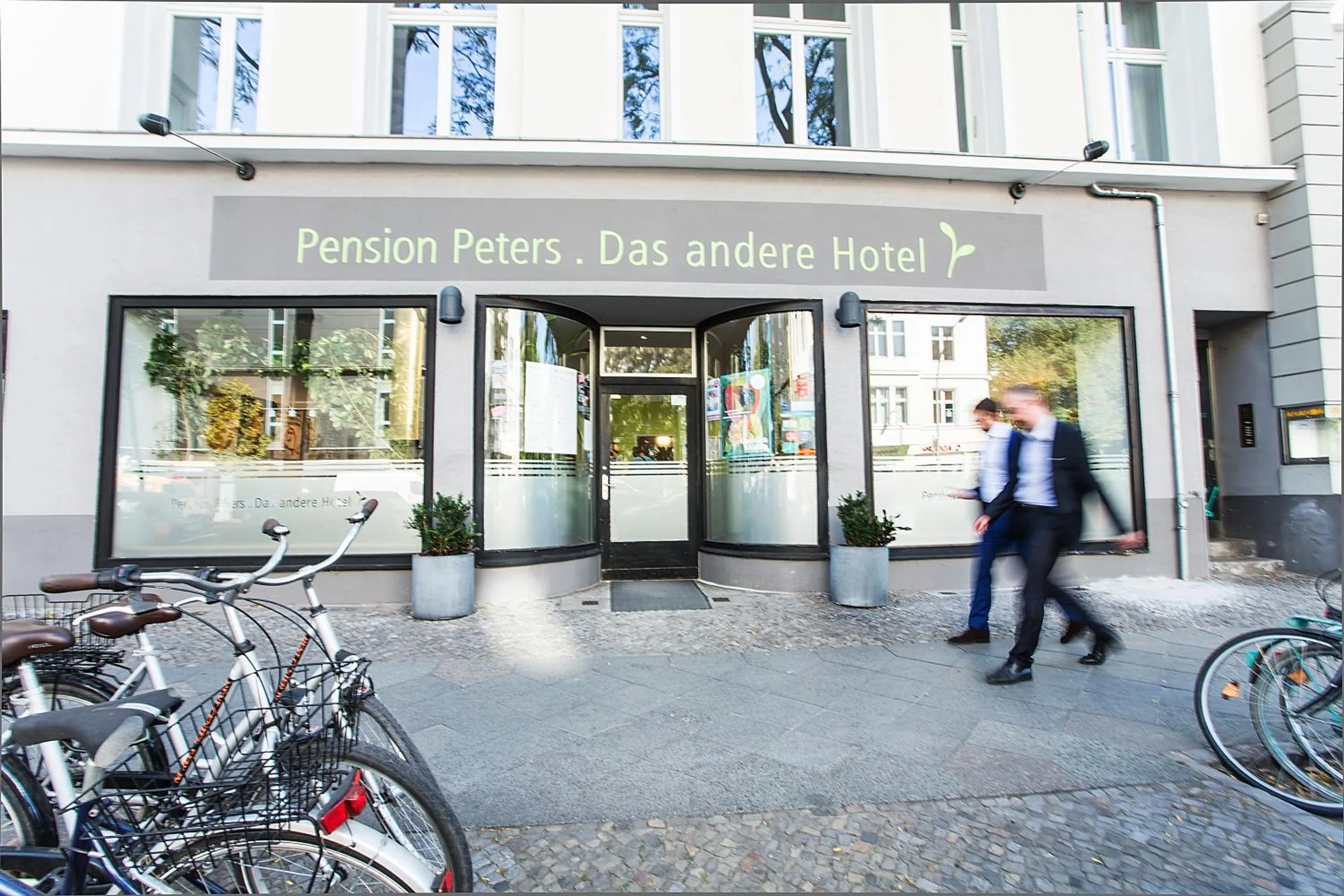 Facade/entrance in Pension Peters – Das andere Hotel
