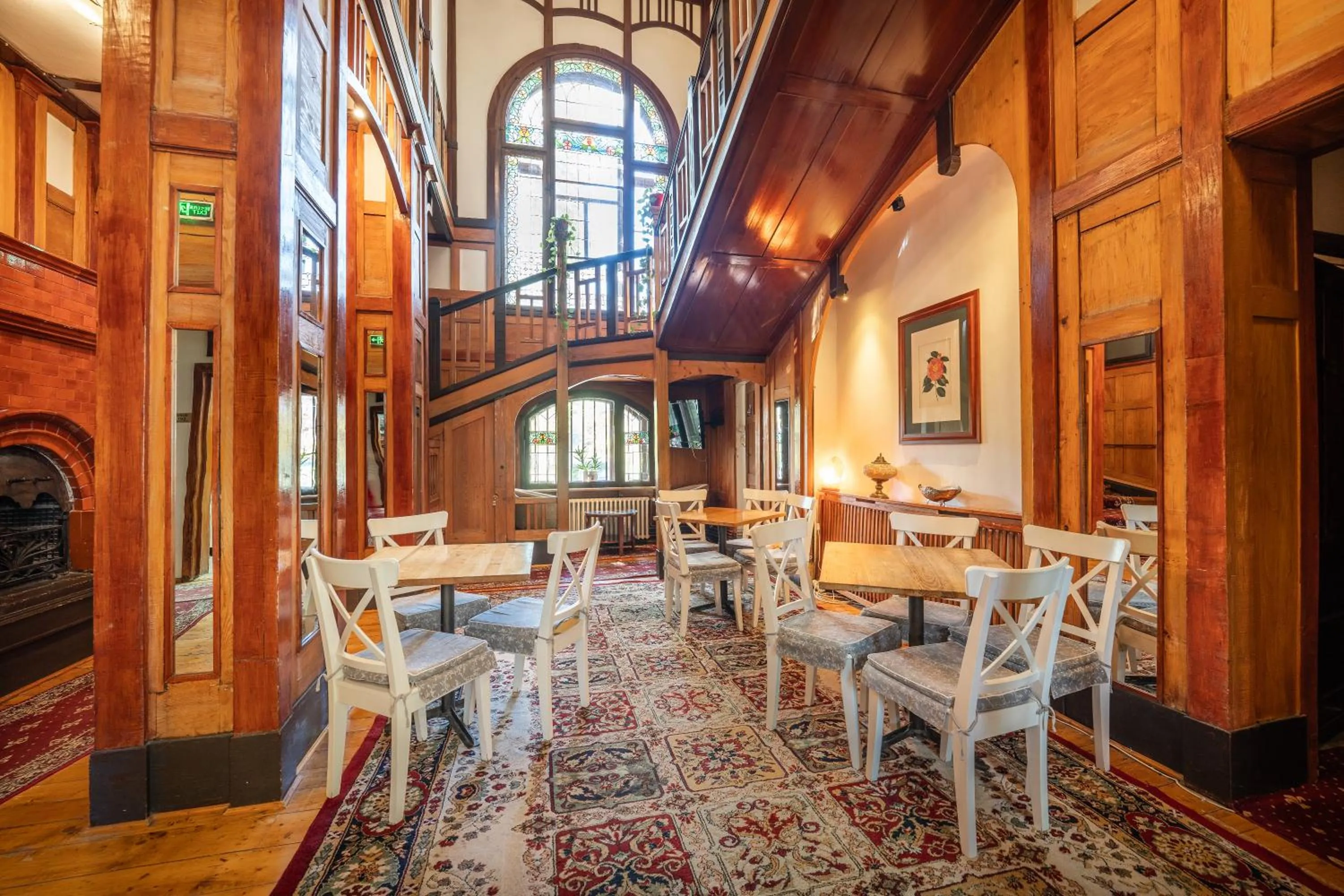 Restaurant/places to eat in Vila Camelia