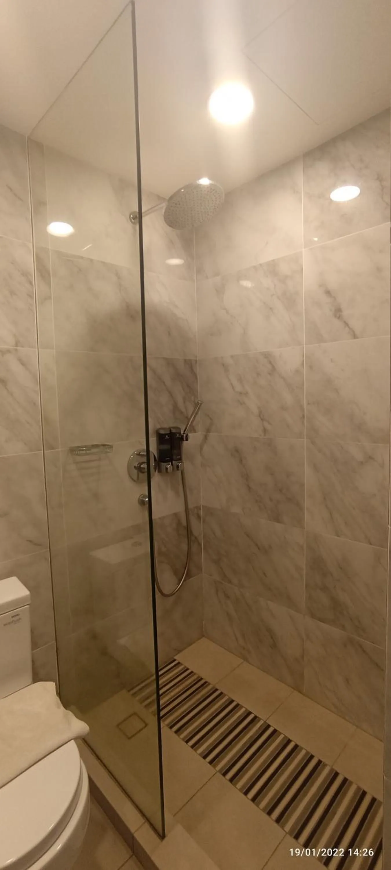 Shower in The Klagan Hotel