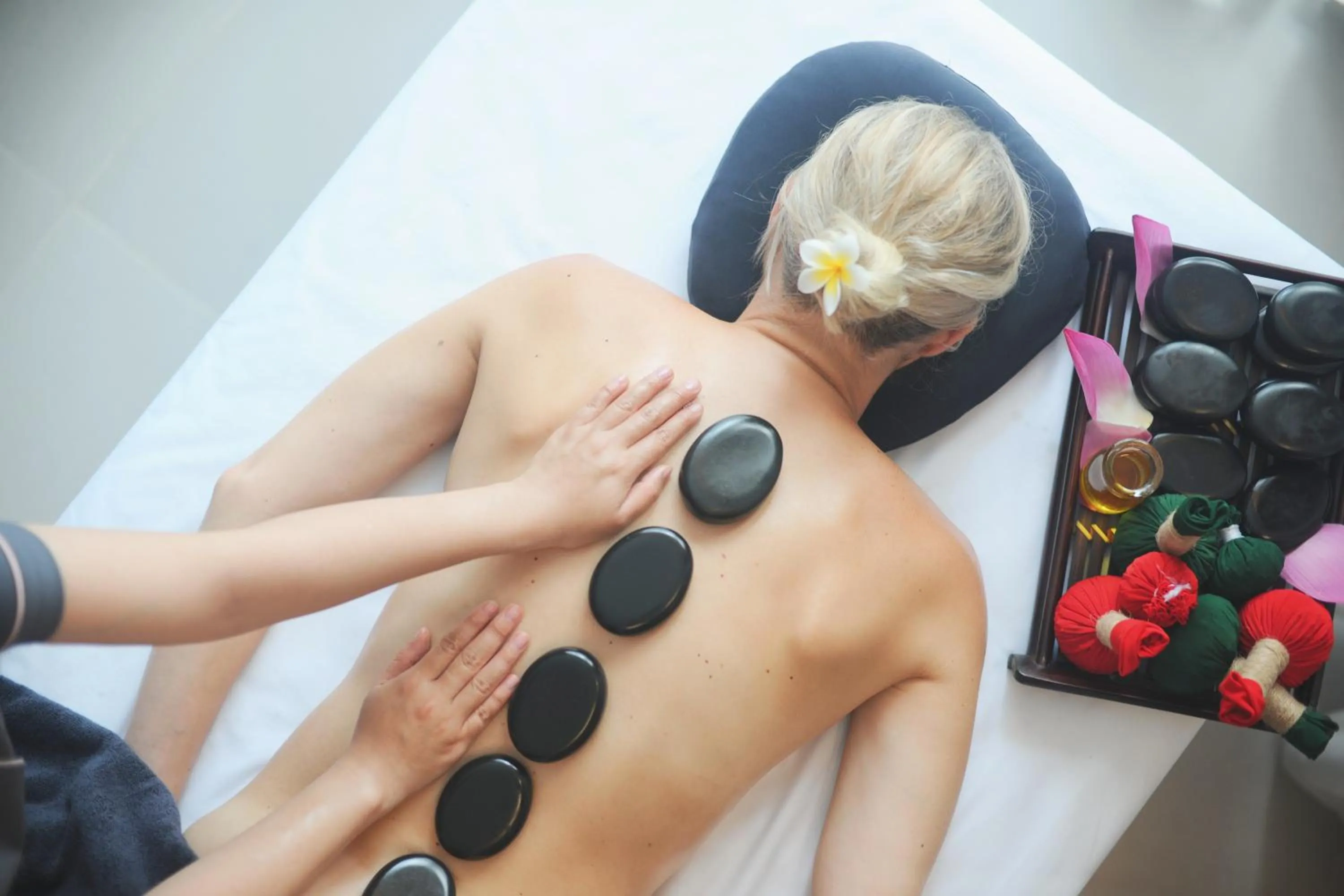 Massage in Sen Boutique Villa Apartment