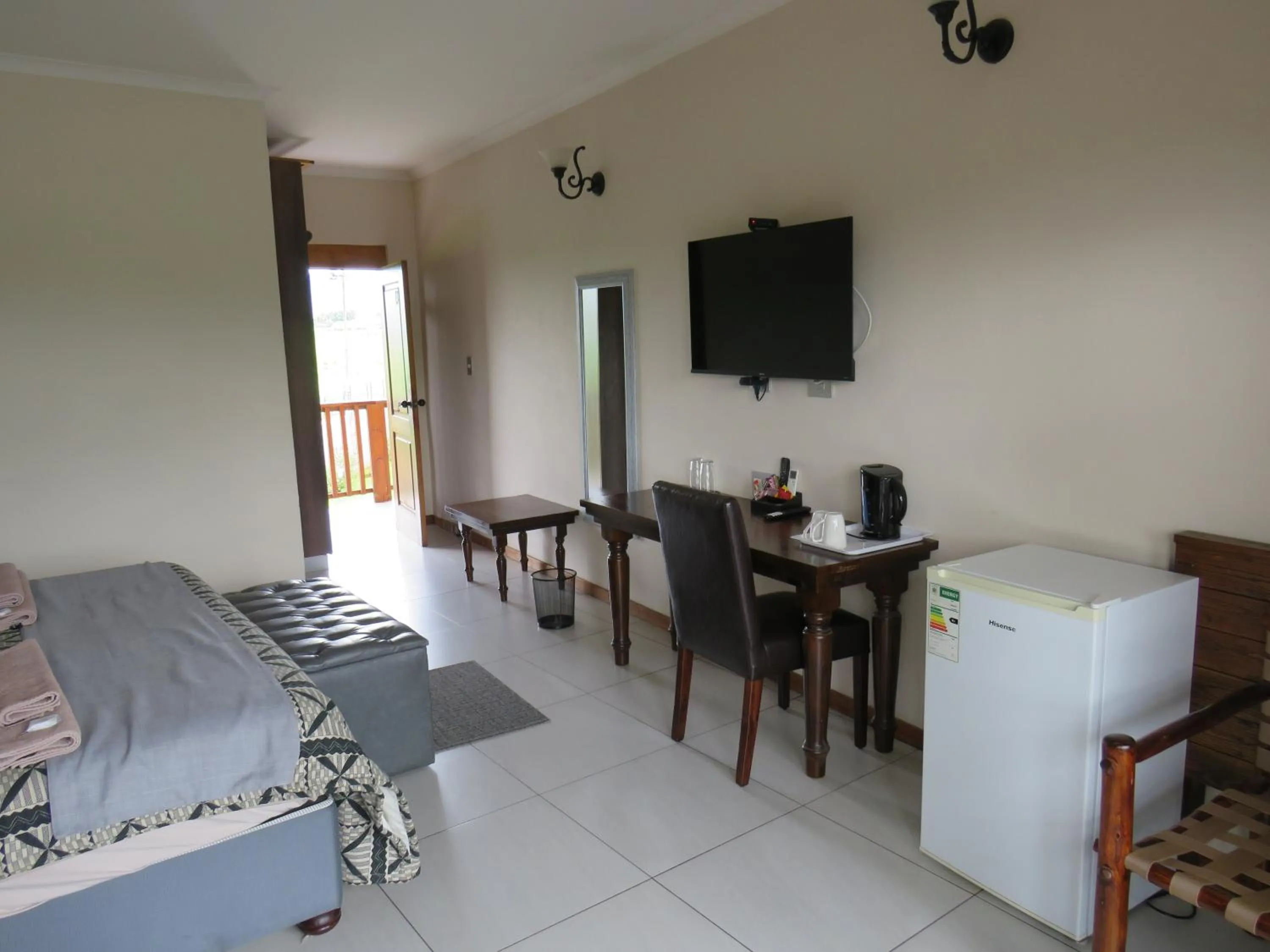 TV and multimedia in Riverview Inn