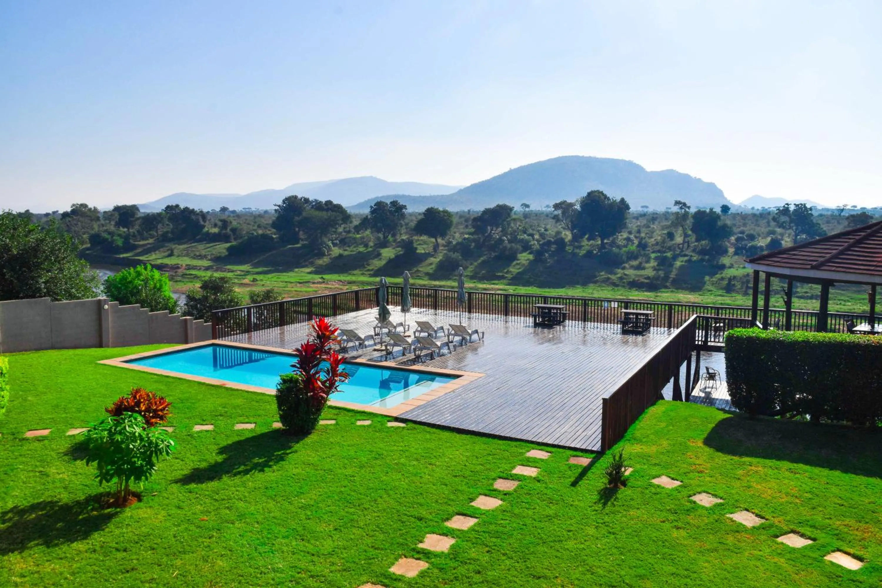 Garden view in Riverview Inn