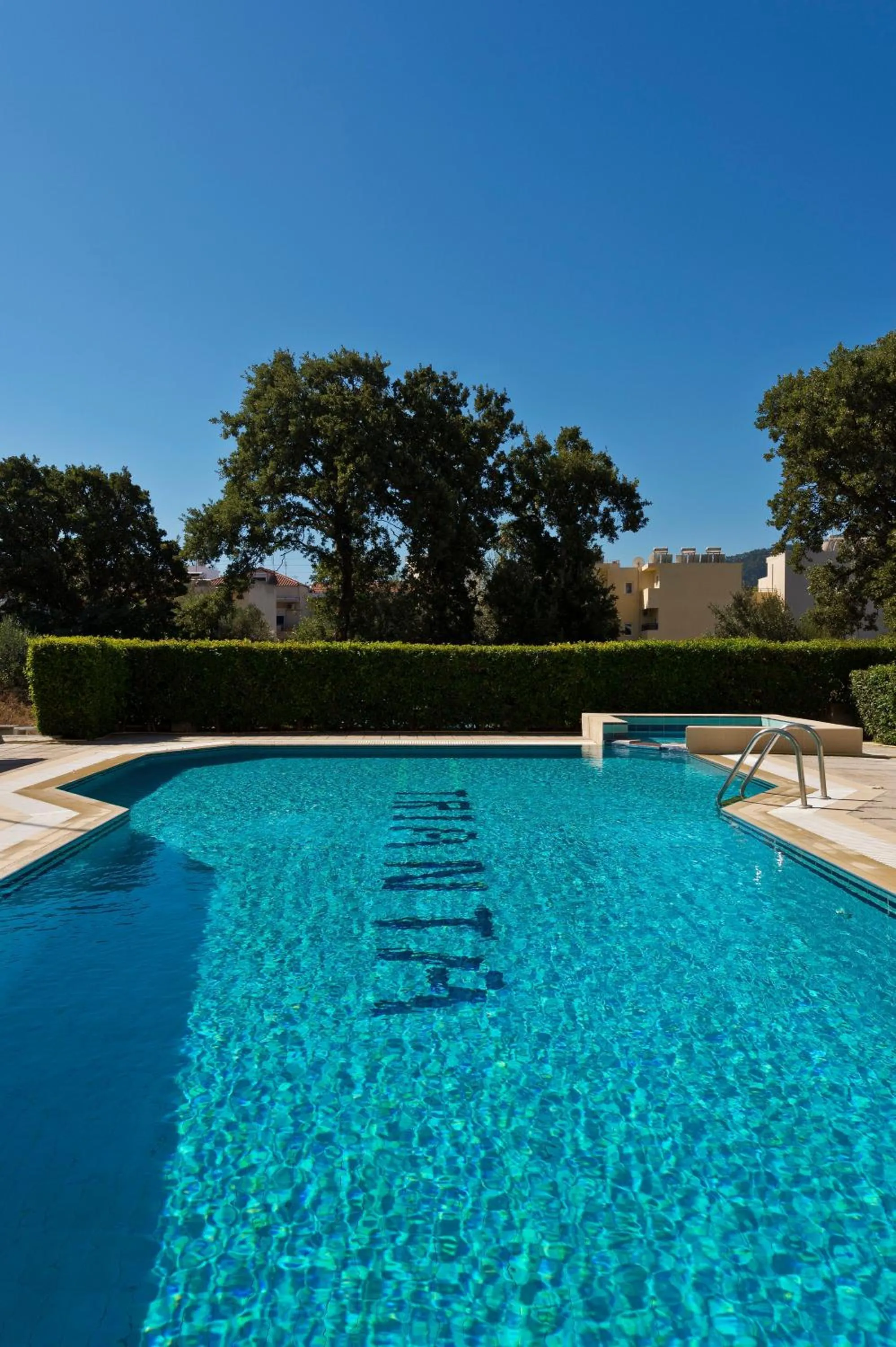 Garden in Trianta Hotel Apartments