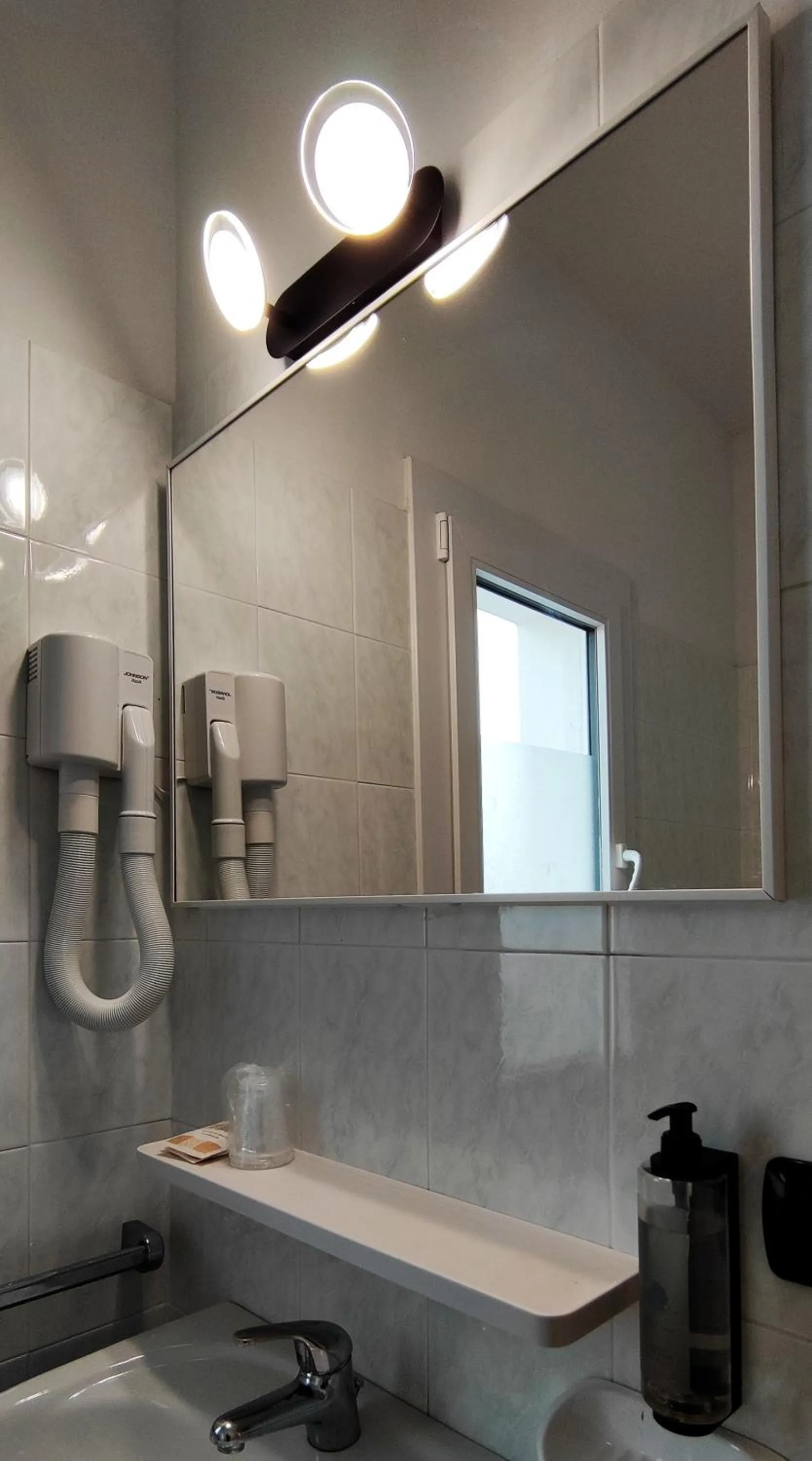 Bathroom in Hotel Centrale