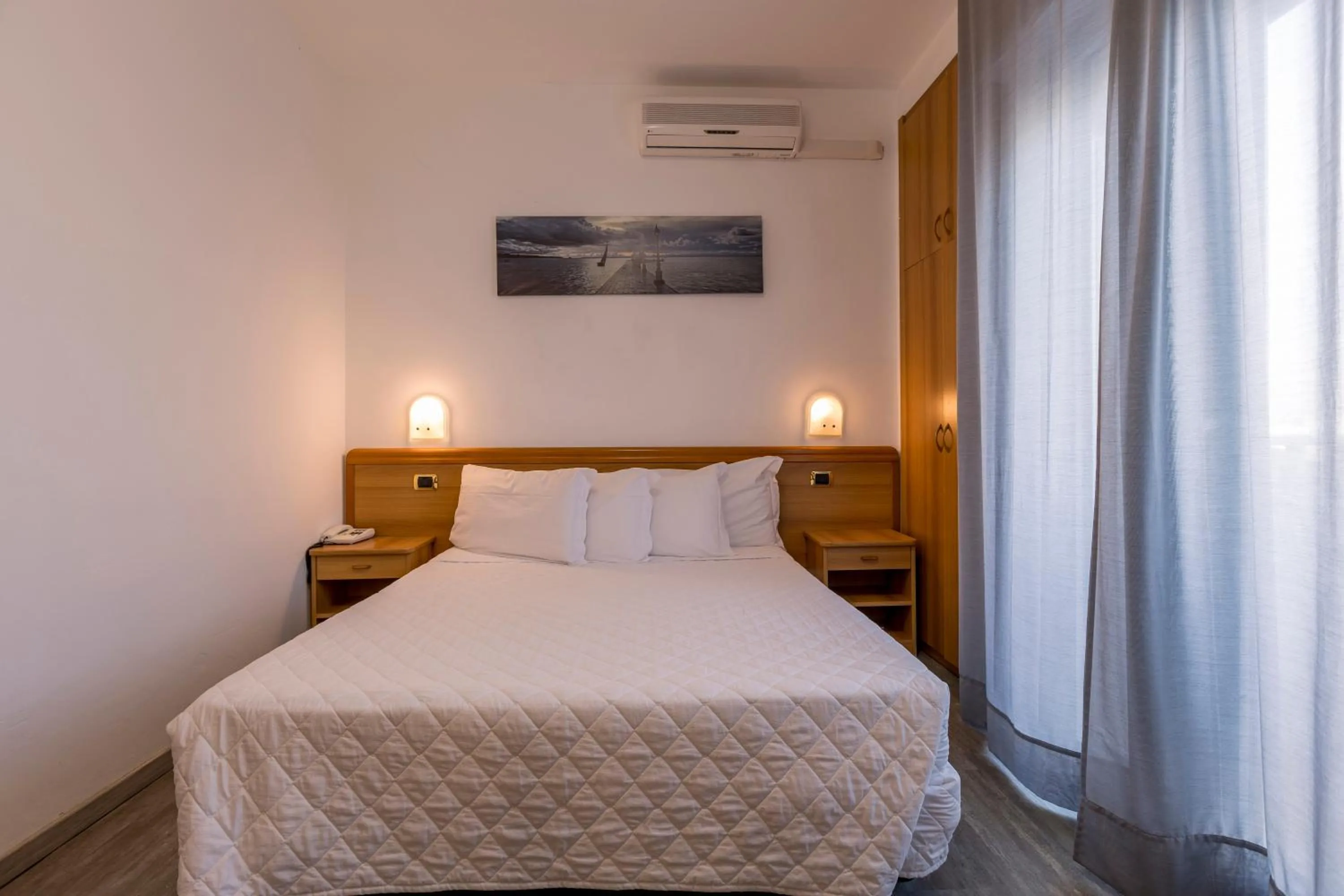 Bed in Hotel Centrale