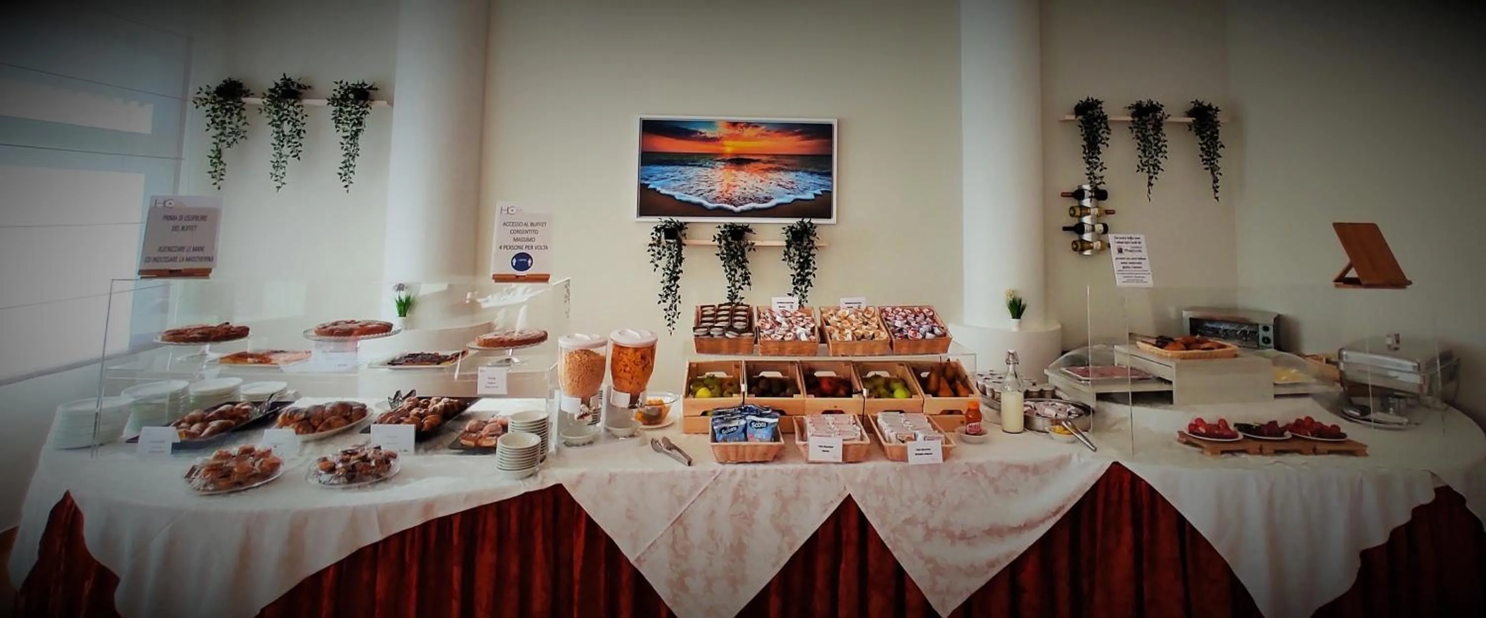 Food and drinks in Hotel Centrale