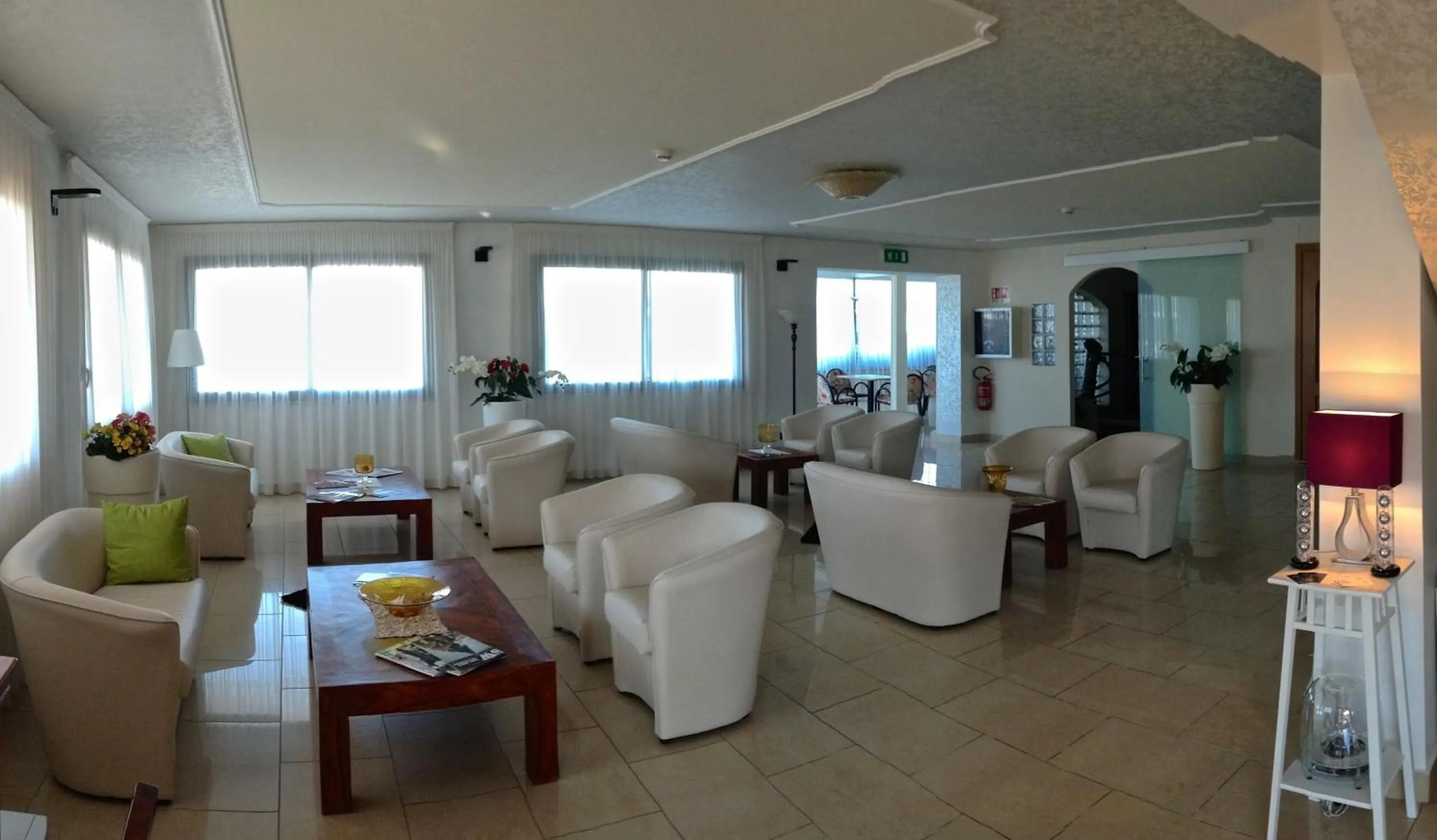 Communal lounge/ TV room in Hotel Centrale