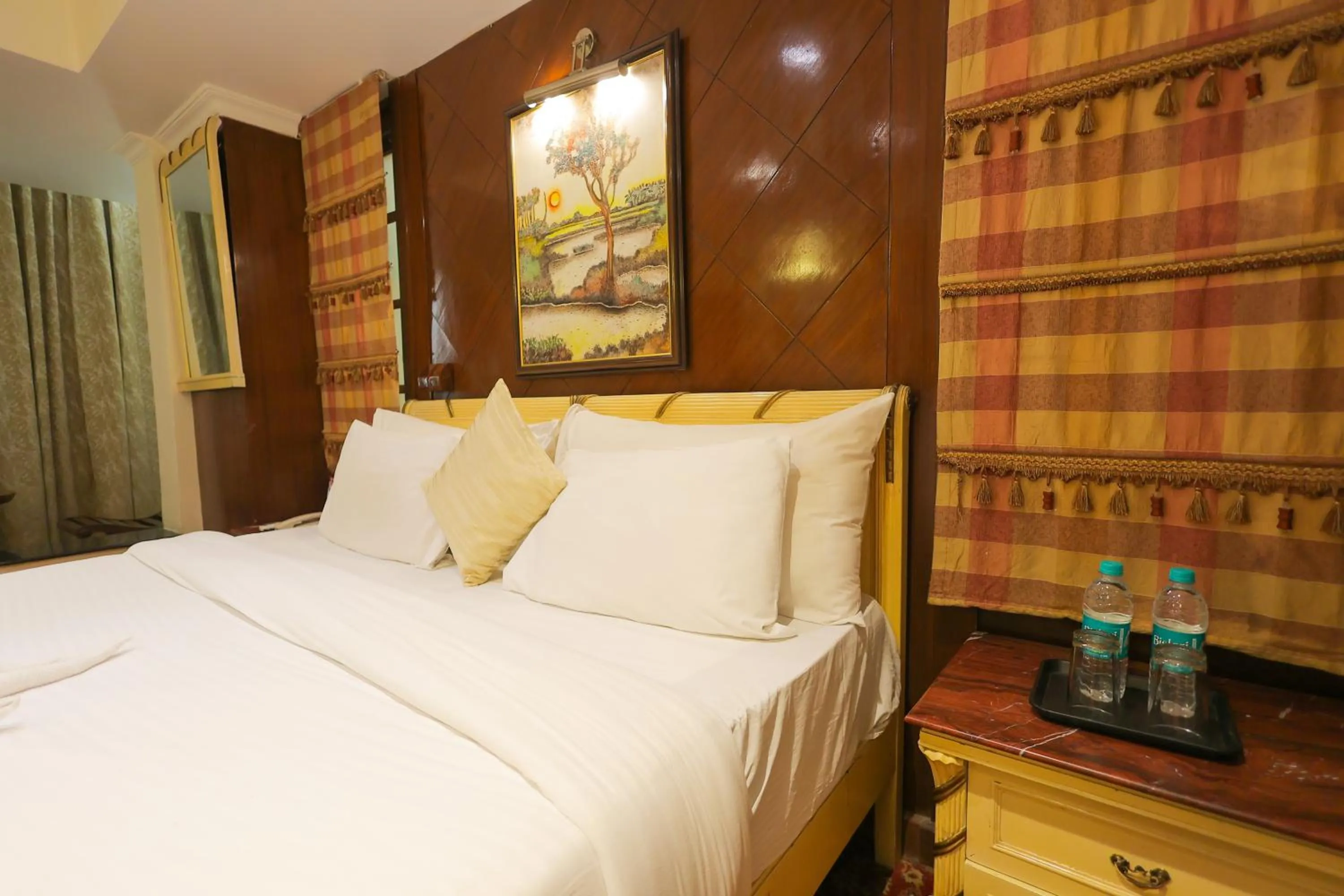 VIP, Bed in Regenta Orko's Haridwar, Motichur , 10 min from Har ki Pauri