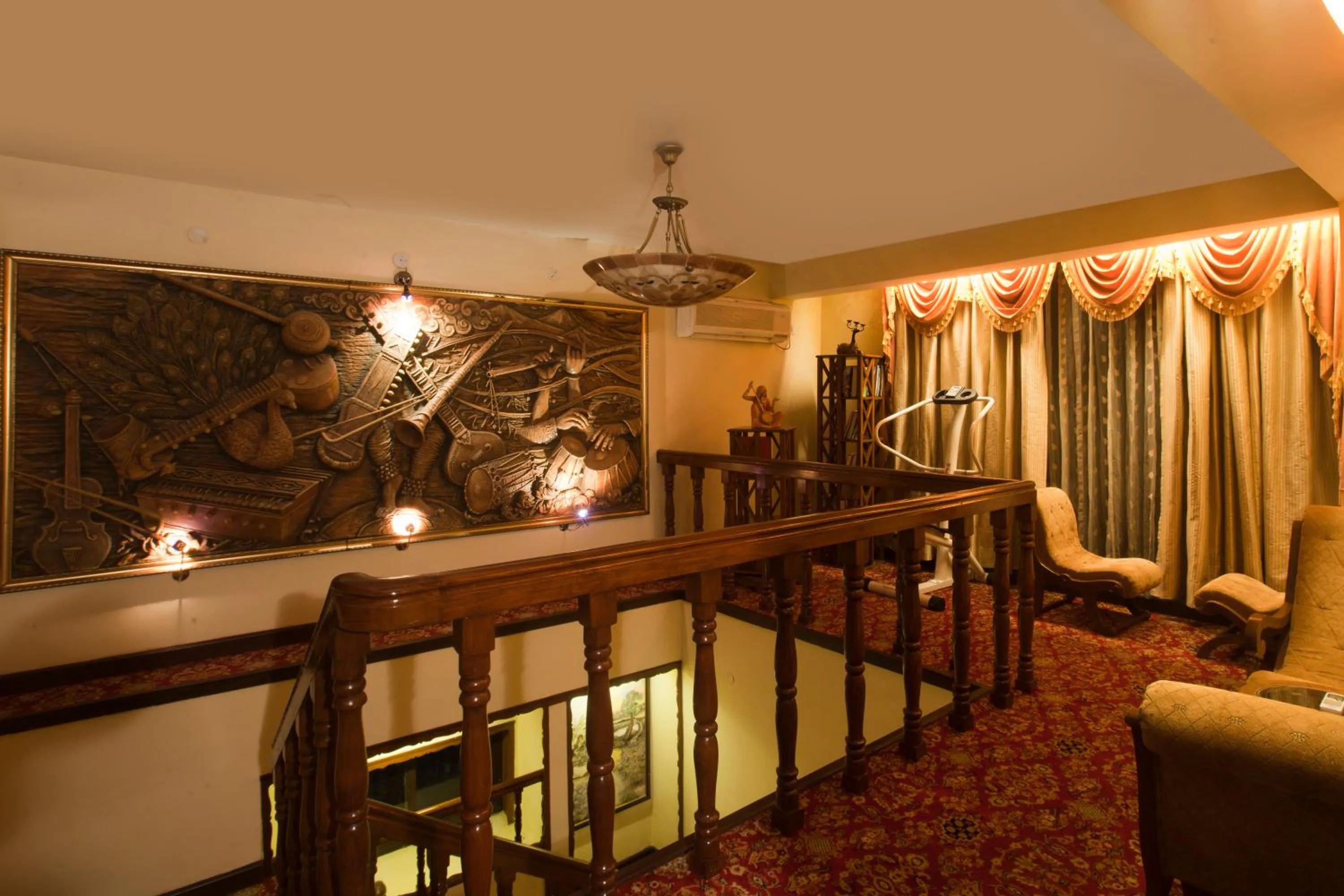 Living room in Regenta Orko's Haridwar, Motichur , 10 min from Har ki Pauri