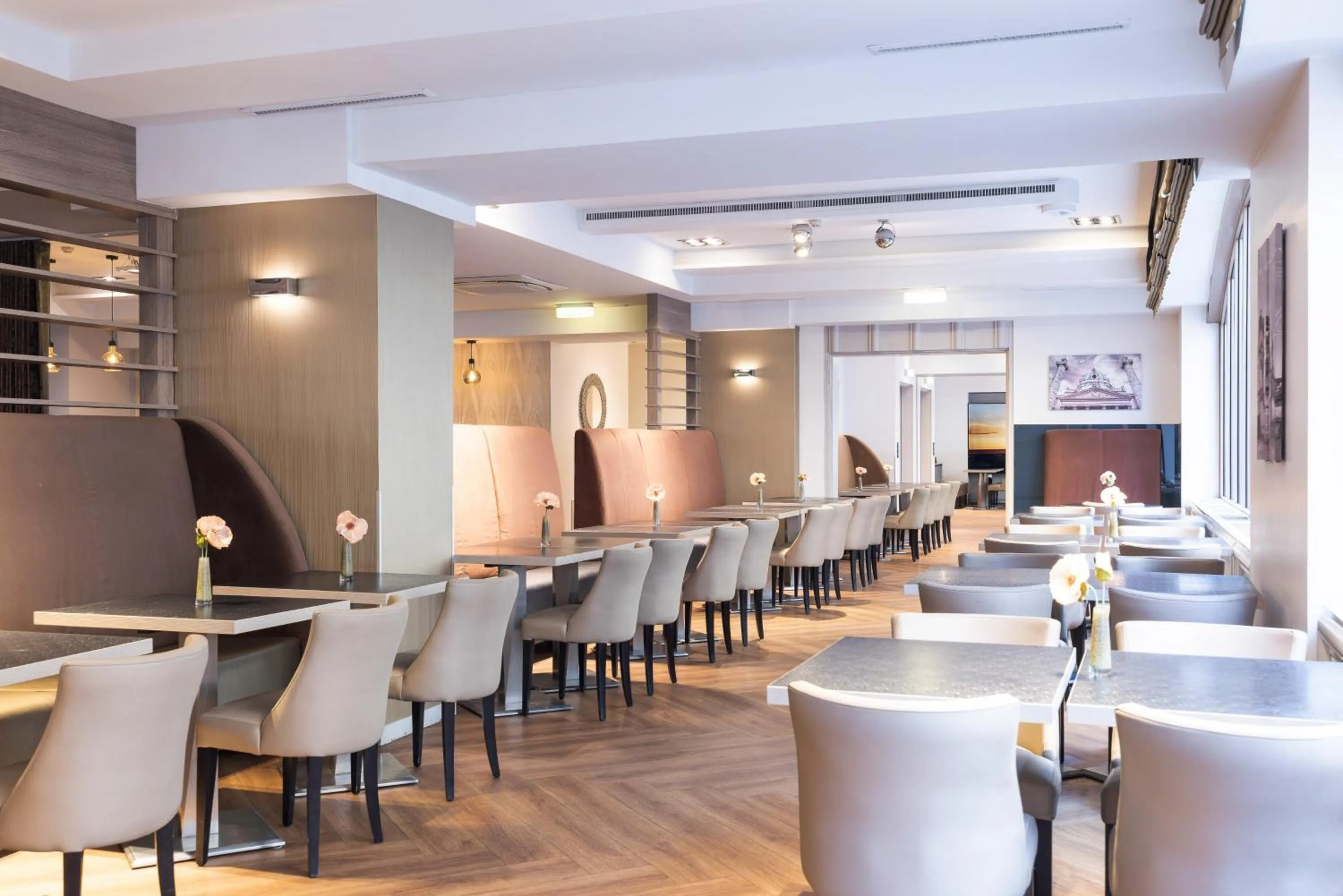 Breakfast in Leonardo Vienna Westbahnhof